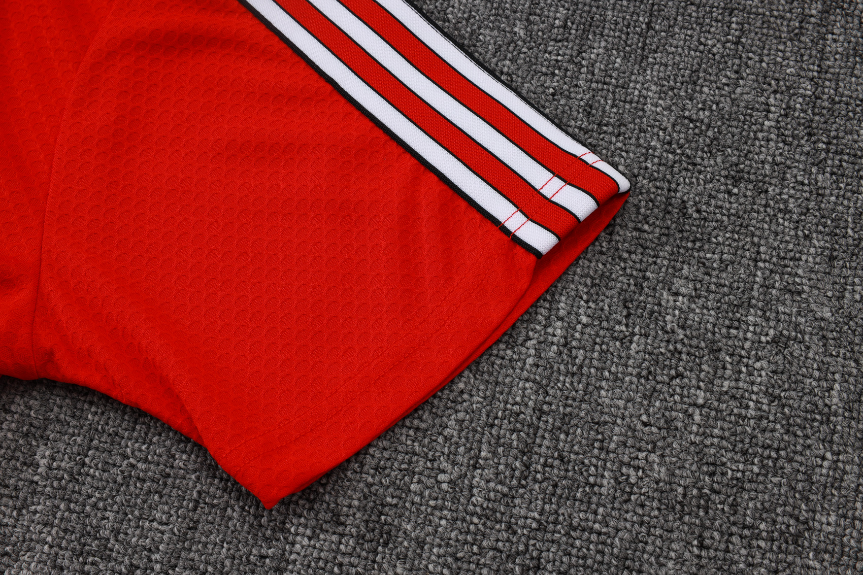 Liverpool Training Kit (Polo+Pants) Red 2025/26