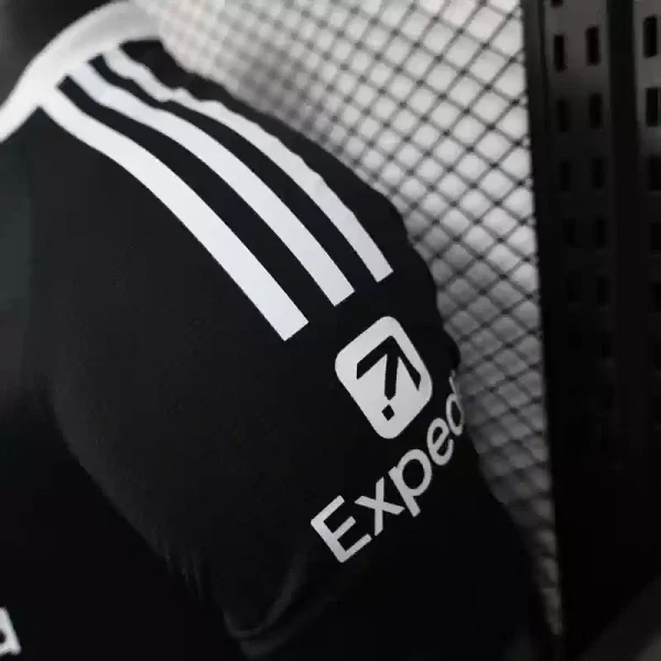 Liverpool Authentic Football Jersey Black Goalkeeper Shirt 2025/26