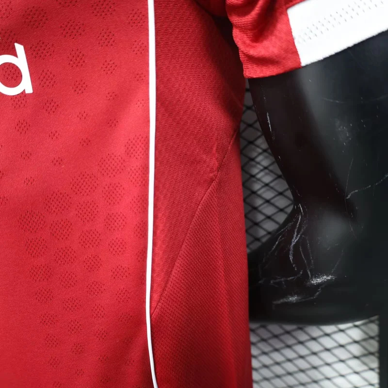 Liverpool Authentic Football Jersey Home Shirt 2025/26