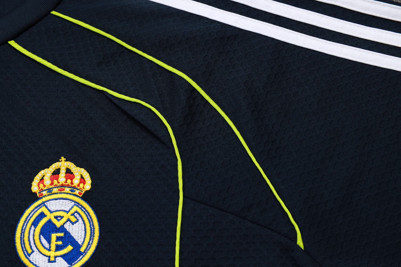 Real Madrid Training Jersey Kit Cyan 2025/26