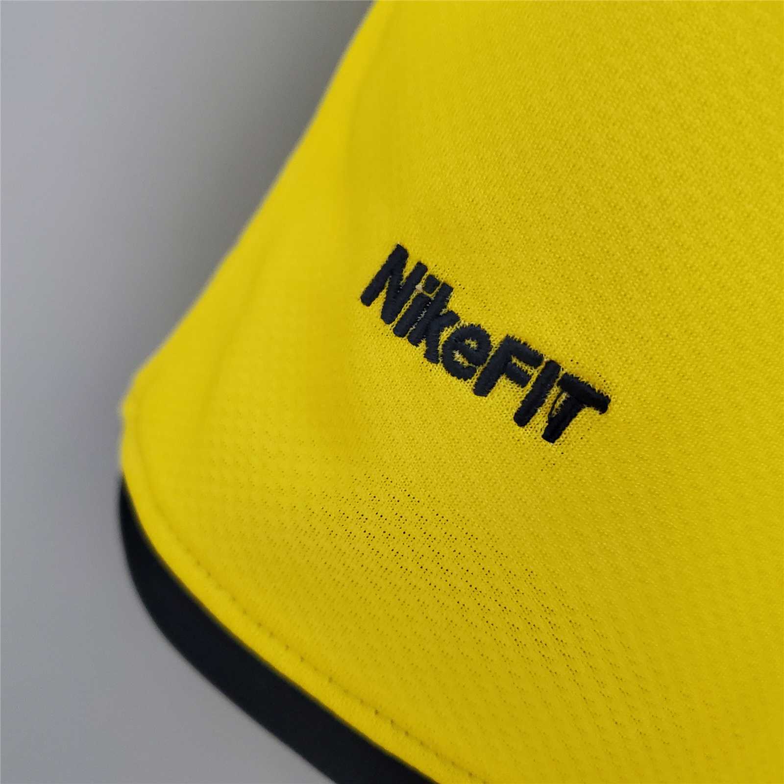 Barcelona Retro Jersey Away Soccer Shirt 2008/09