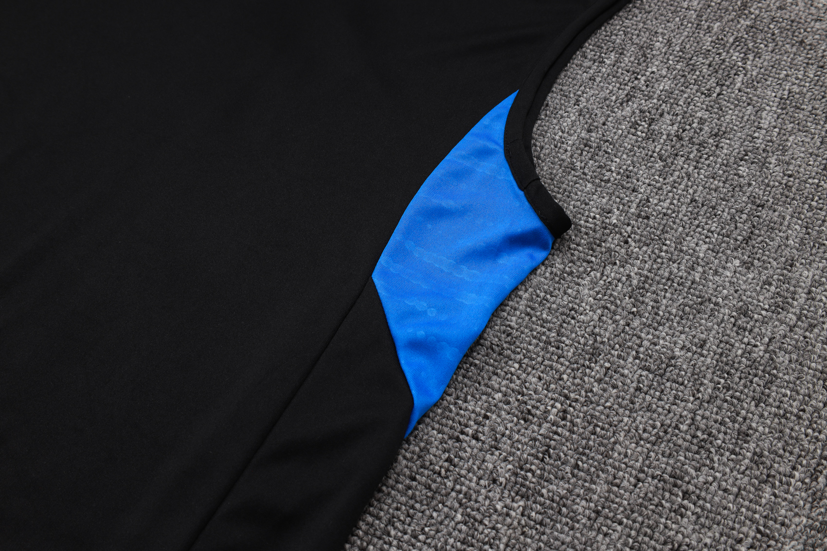 Manchester United Sleeveless Training Kit Black 2025/26