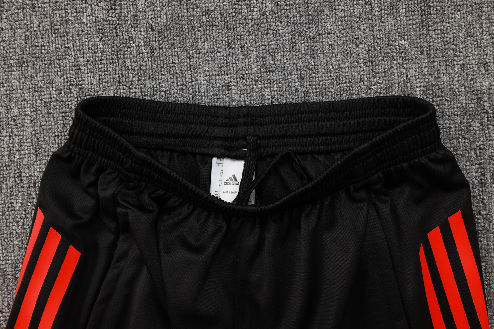 Liverpool Sleeveless Training Kit Black 2025/26