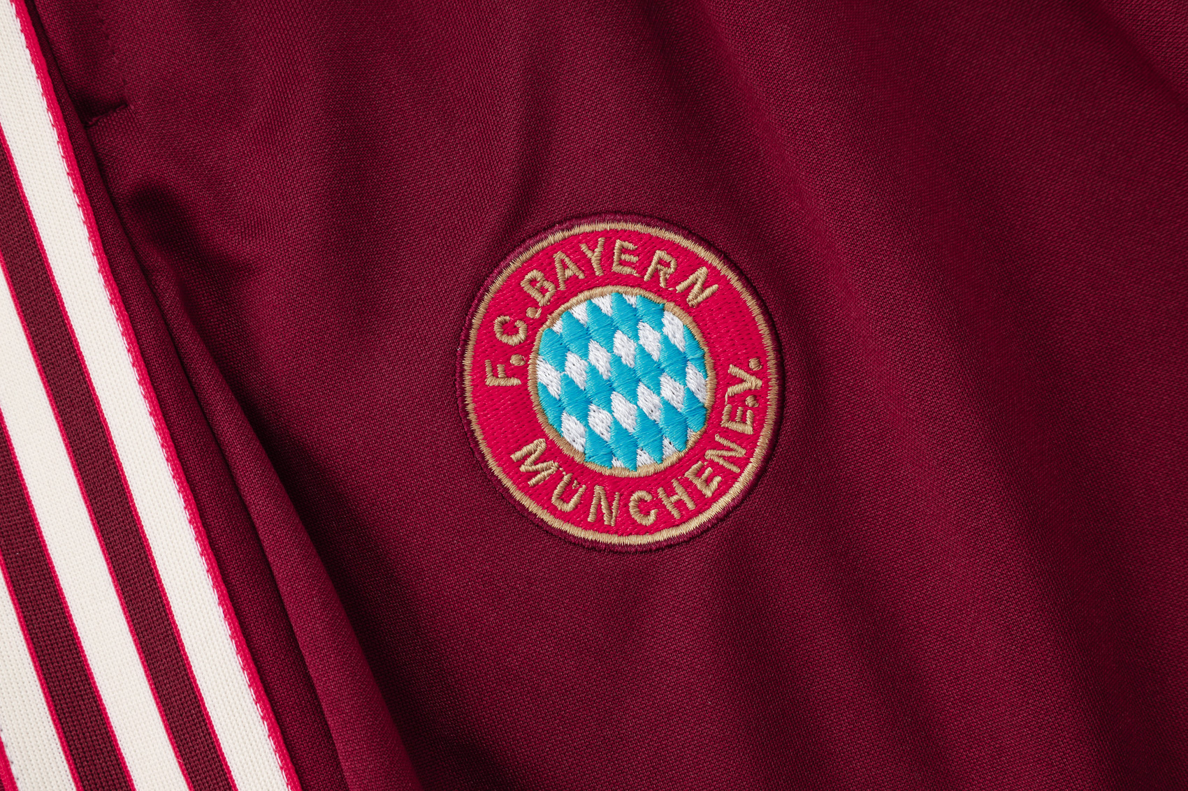 Bayern Munich Training Kit (Jacket+Pants) Jujube Red 2025/26