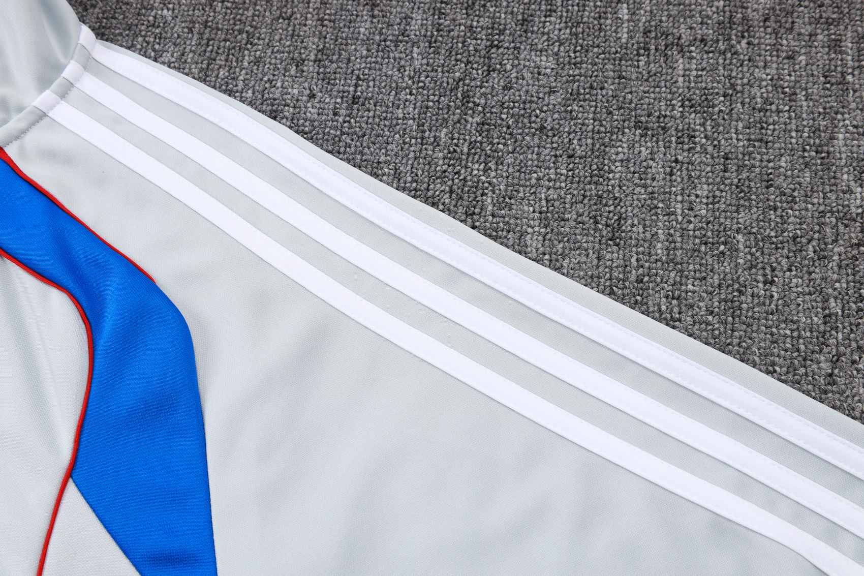 Arsenal Training Kit (Jacket+Pants) Light Grey 2025/26