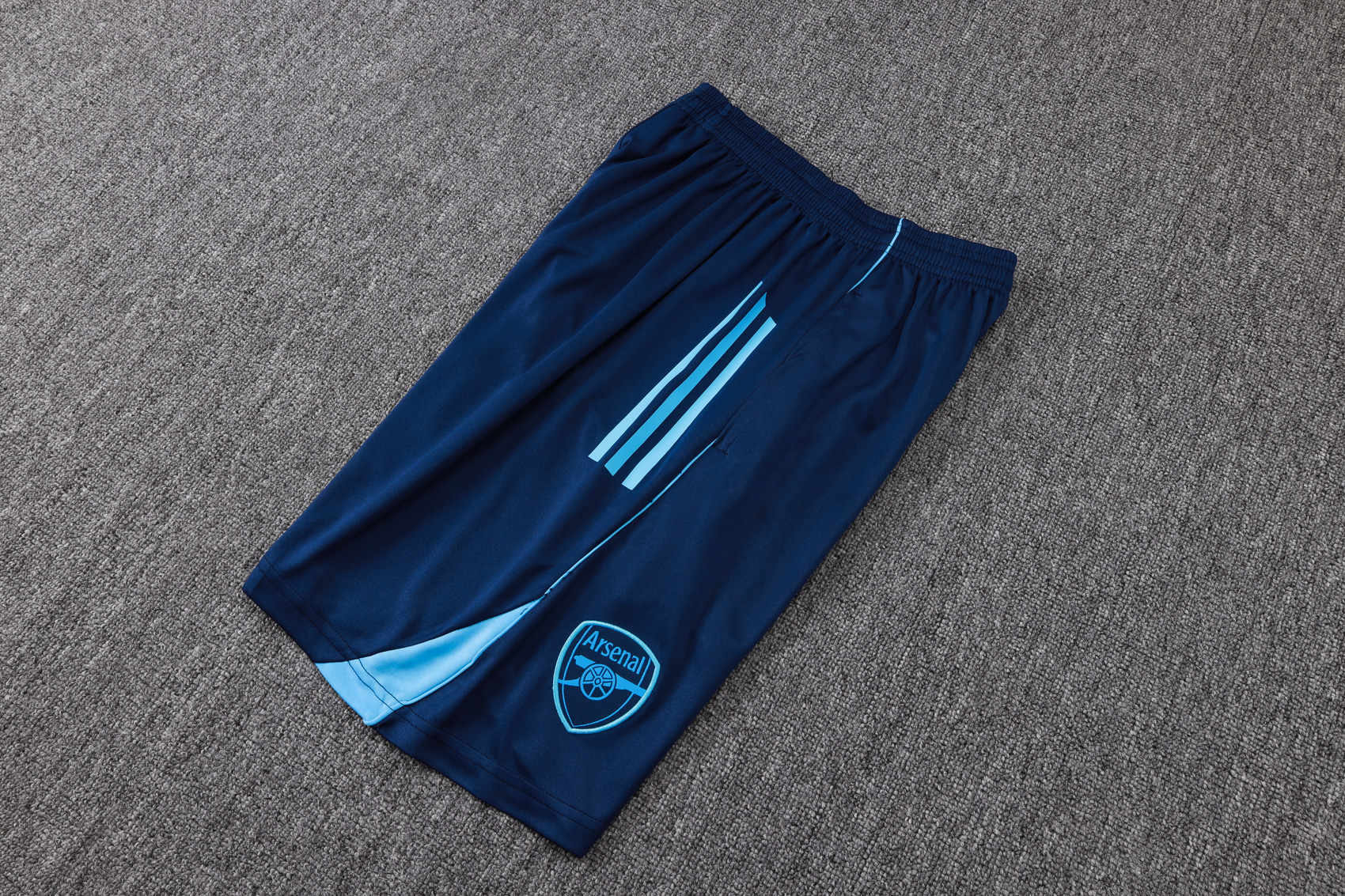 Arsenal Sleeveless Training Kit Blue 2025/26