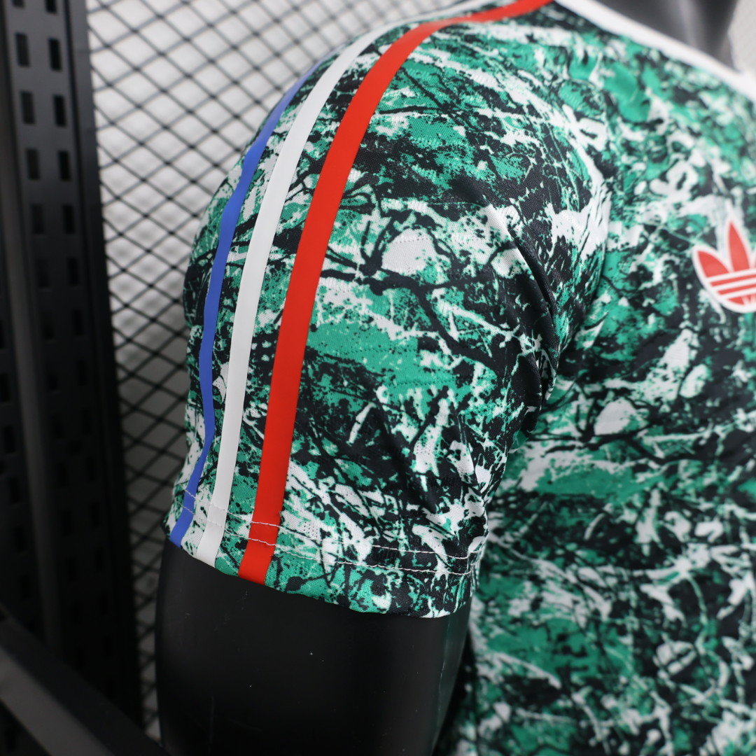 Manchester United Authentic x Stone Roses Icon Pre-Match Football Jersey Shirt 2024/25