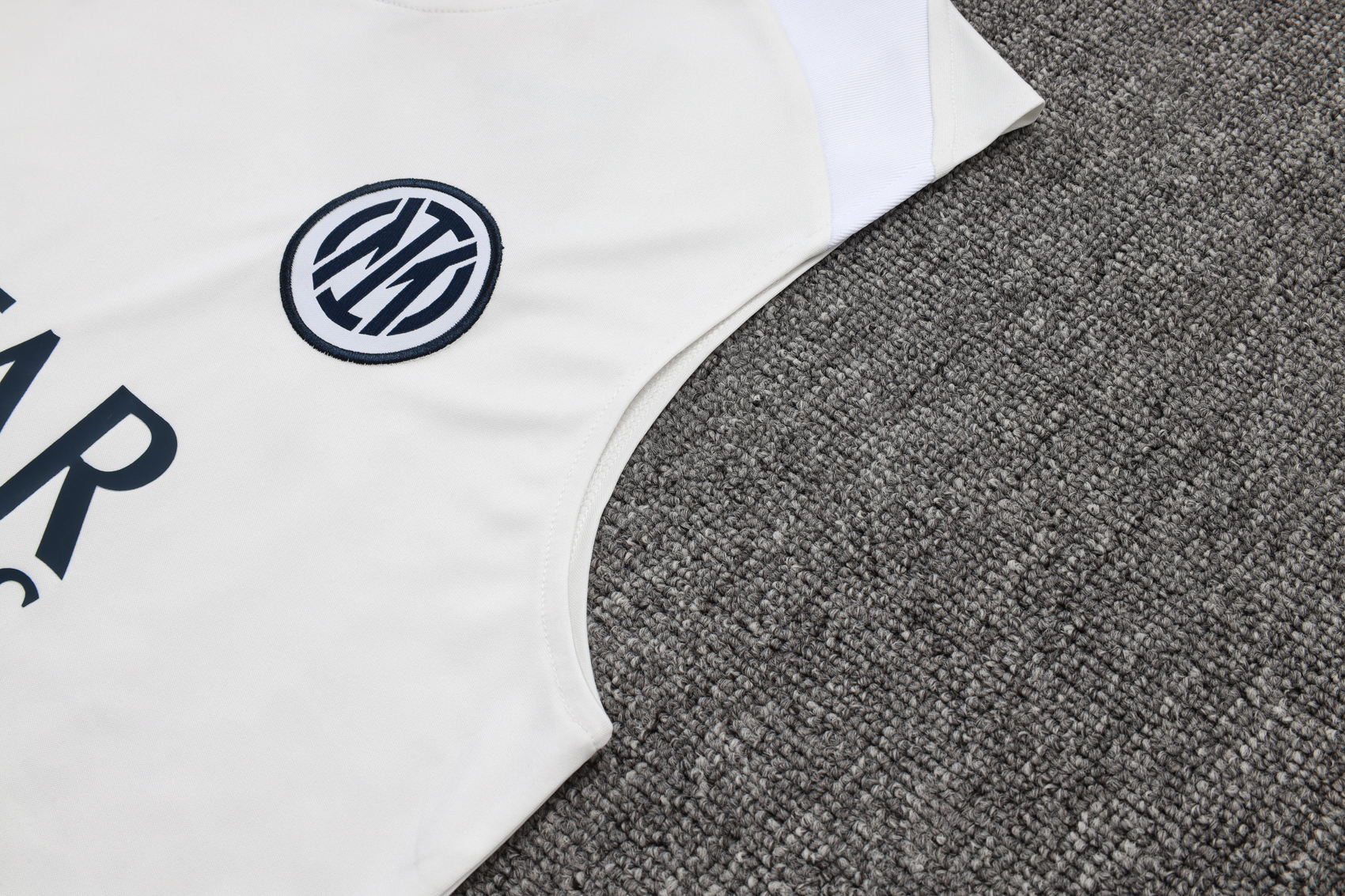 Inter Milan Sleeveless Training Kit Gray 2025/26