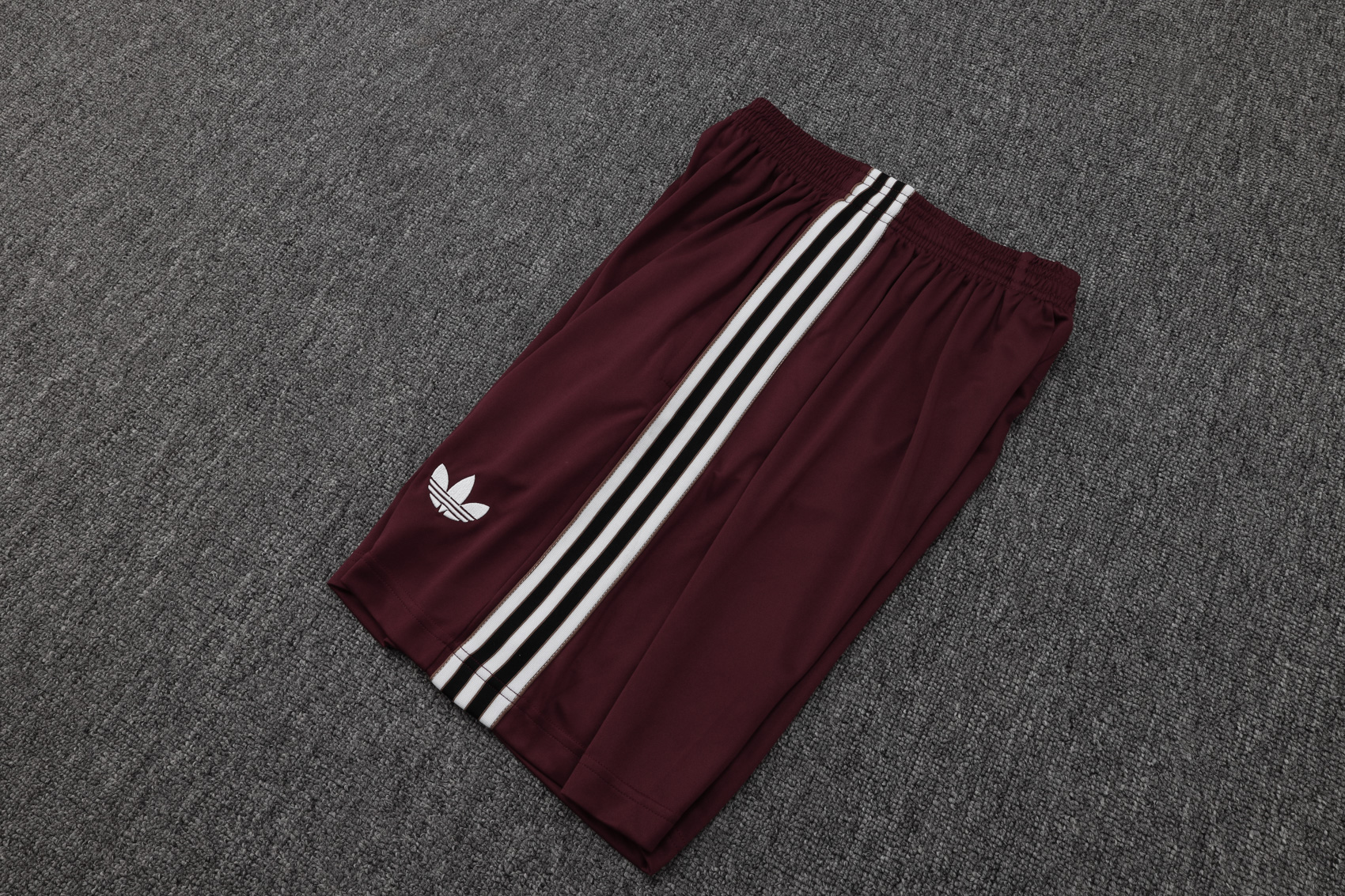 Ajax Training Jersey Kit Red 2025/26