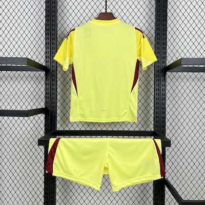 Real Madrid Soccer Jersey Yellow Goalkeeper Kids Kit Jersey+Shorts 2025/26