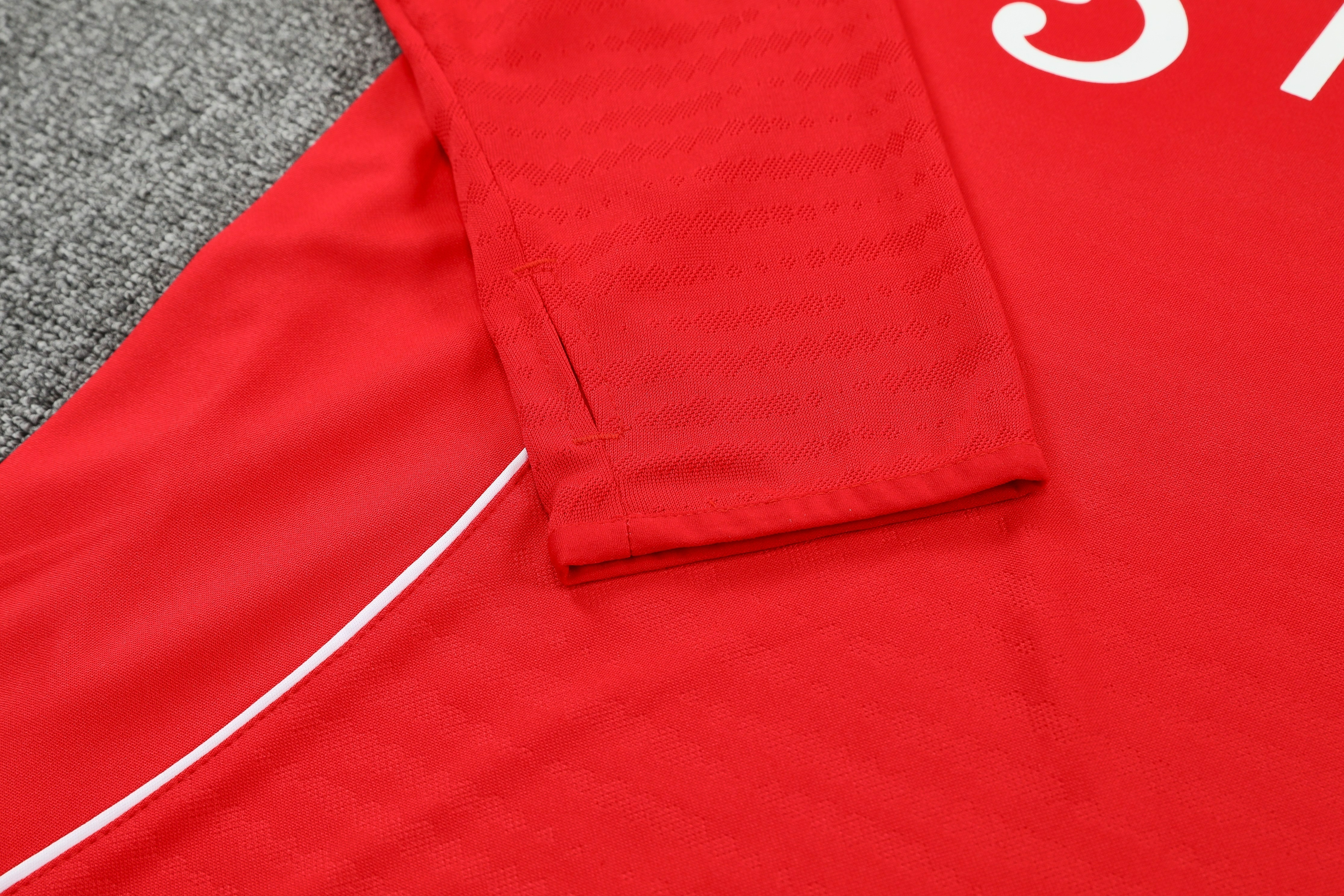 Manchester United Authentic Training Kit (Sweatshirt+Pants) Red 2025/26 - Player Version