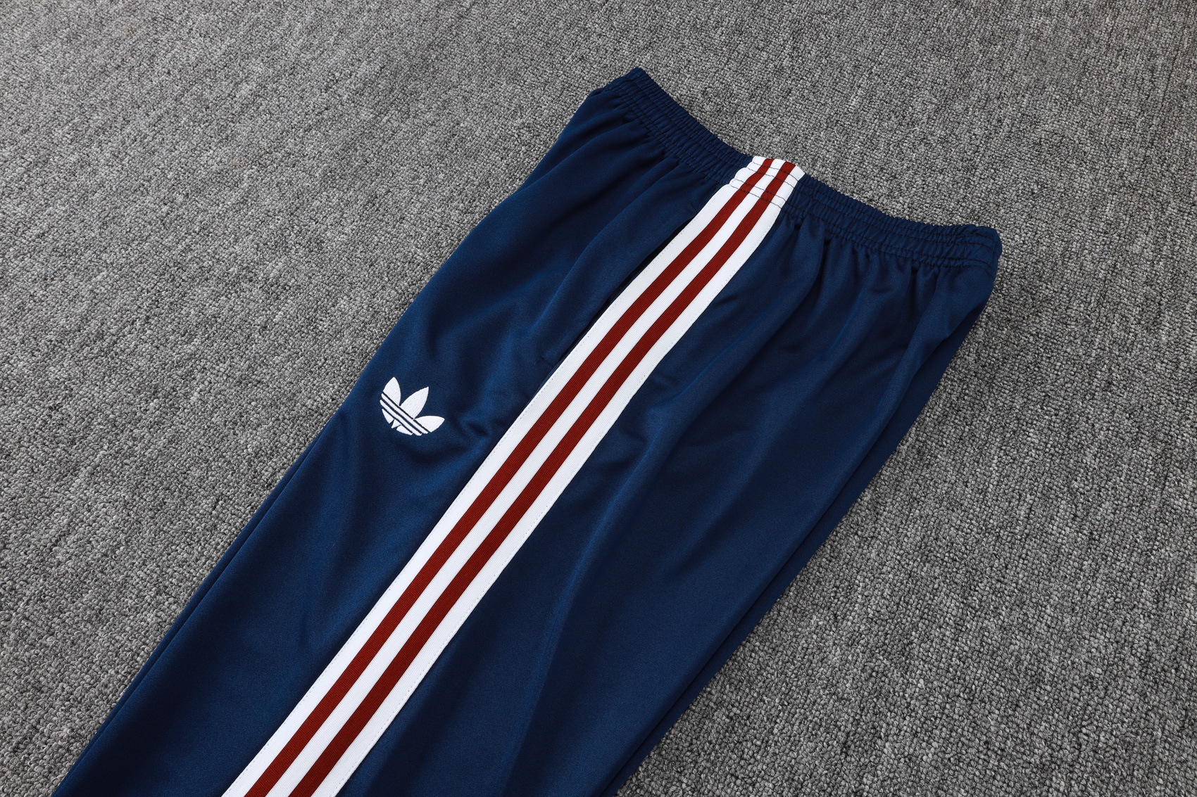 Arsenal Training Kit (Sweatshirt+Pants) Red 2025/26