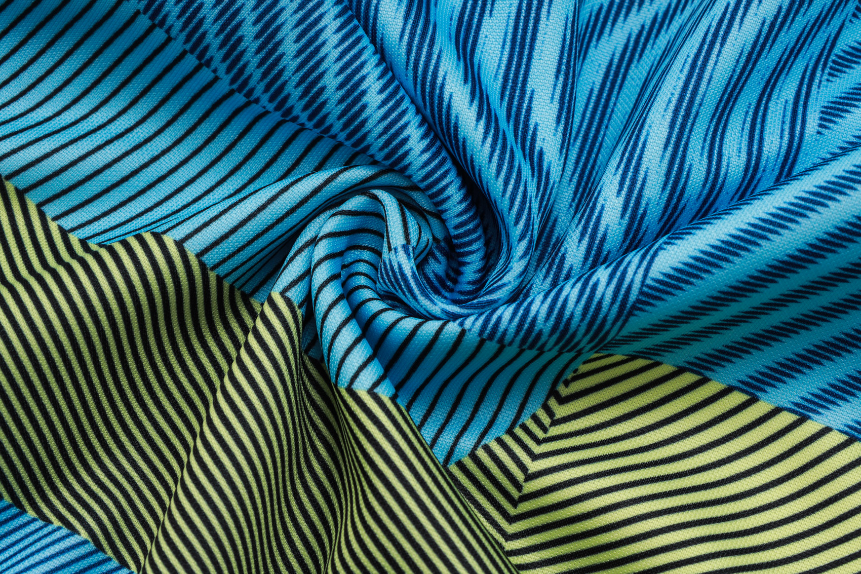 Real Madrid Training Kit (Jacket+Pants) Green 2025/26