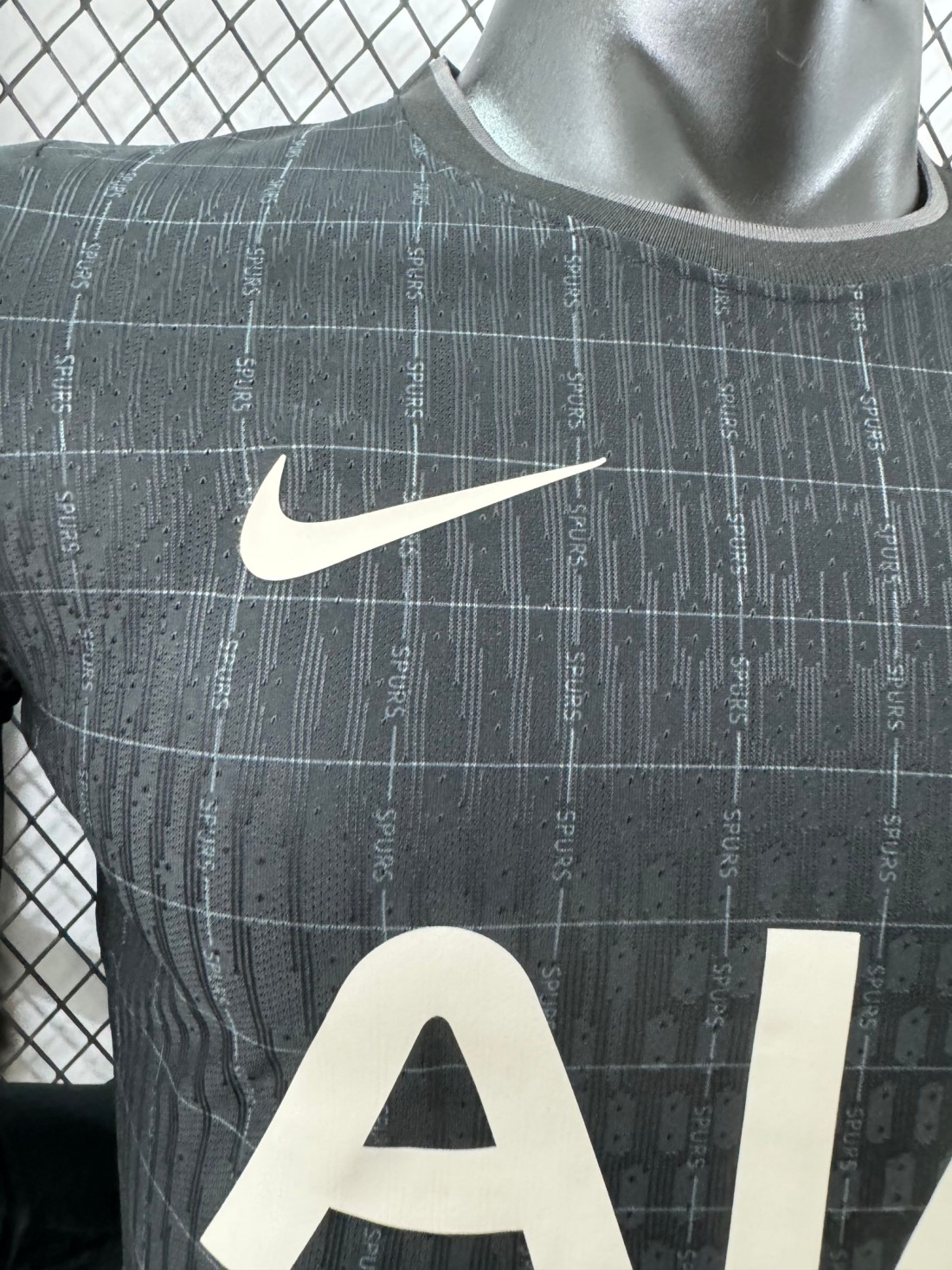 Tottenham Hotspur Authentic Football Jersey Away Long Sleeves Shirt 2025/26