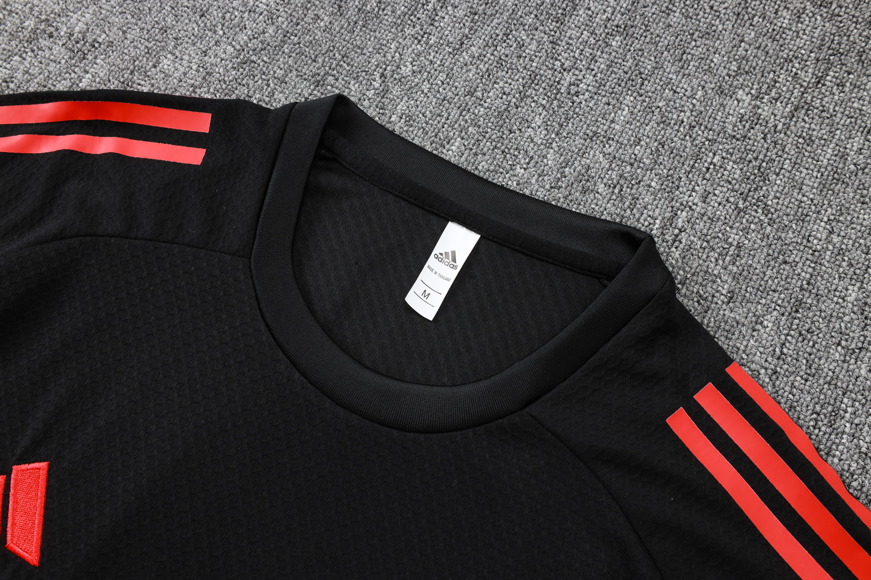 Bayern Munich Training Jersey Kit Black 2025/26