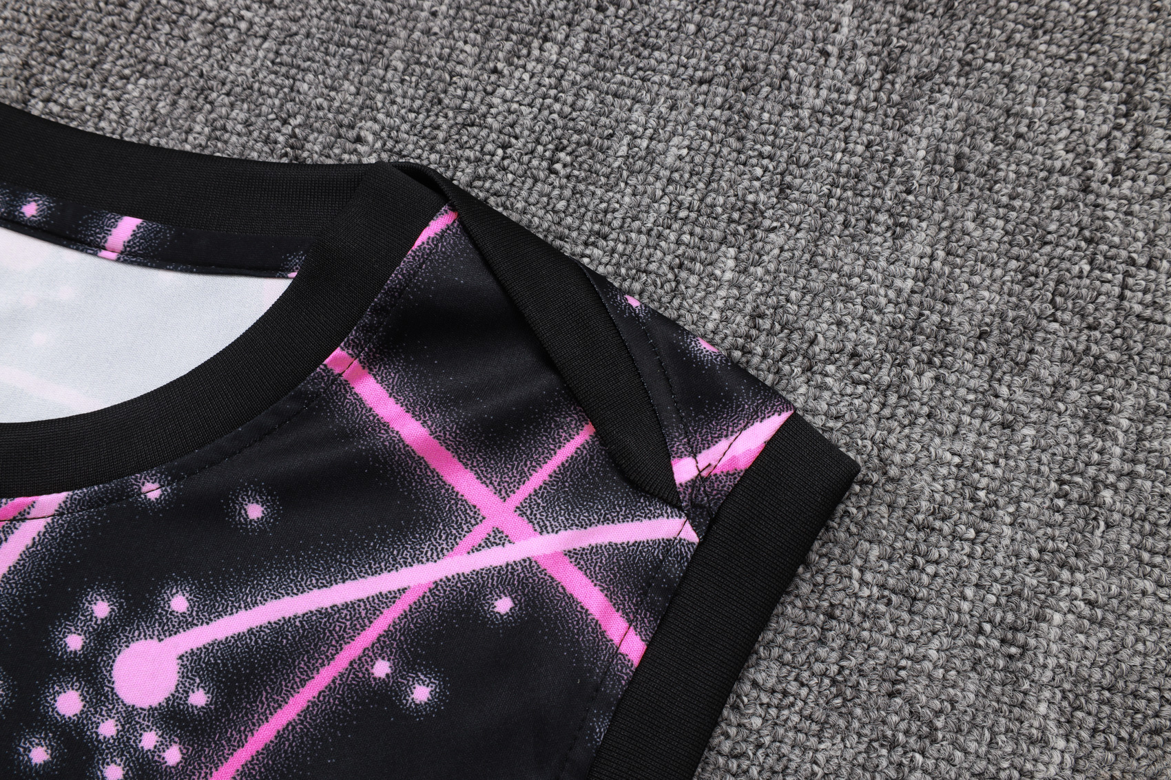 PSG Sleeveless Training Kit Black 2025/26