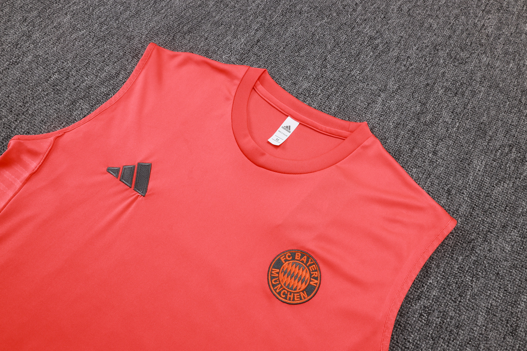Bayern Munich Sleeveless Training Kit Orange 2025/26