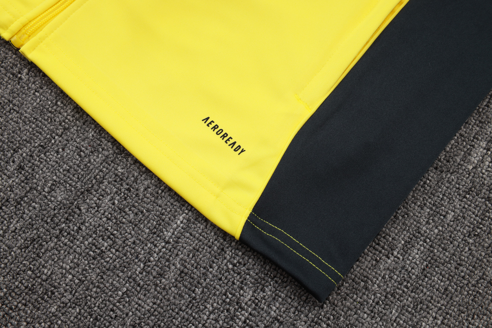 Real Madrid Training Kit (Jacket+Pants) Yellow 2025/26