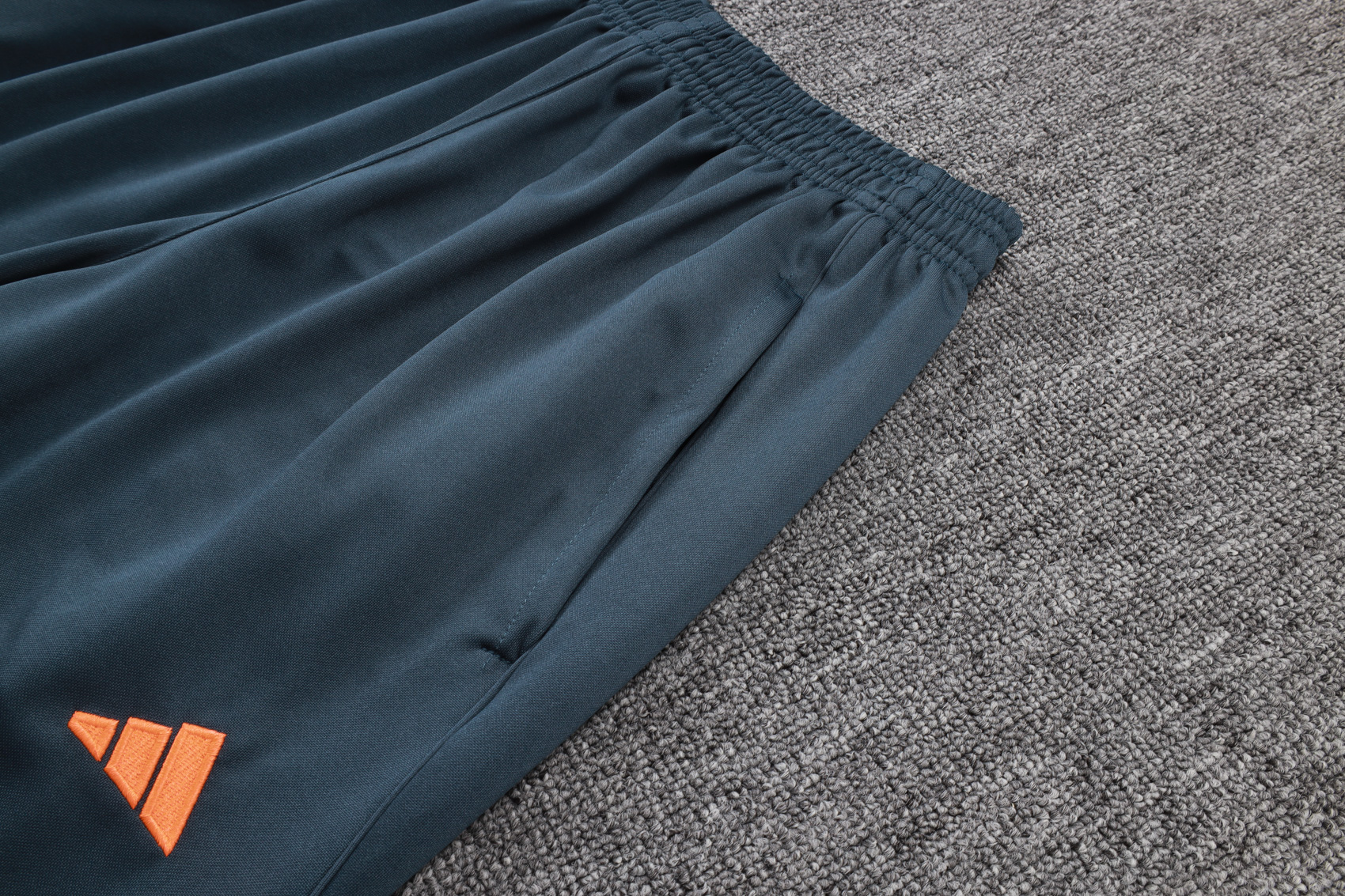 Arsenal Training Kit (Jacket+Pants) Deep Grey 2025/26