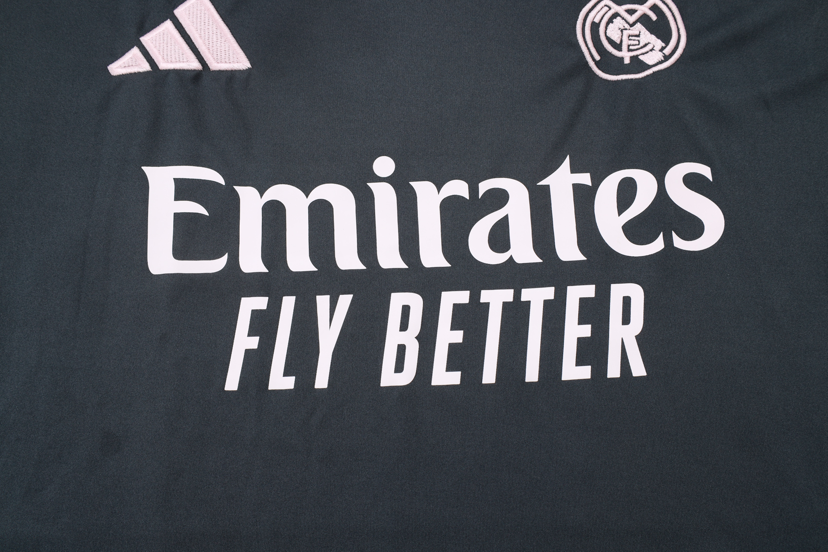 Real Madrid Sleeveless Training Kit Gray 2025/26