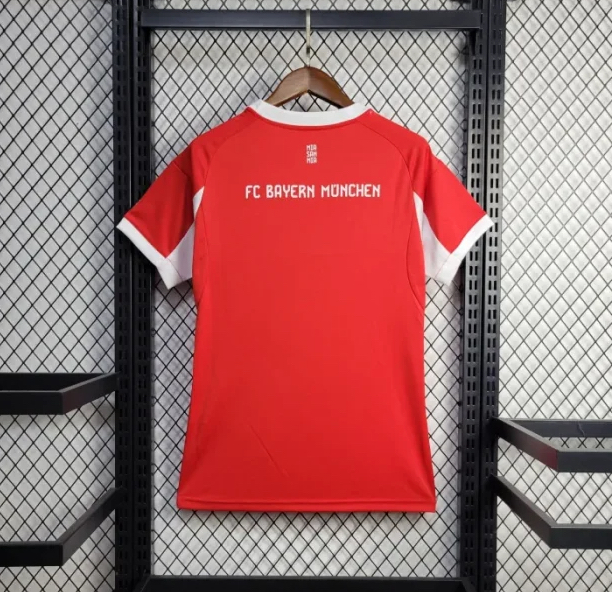 Bayern Munich Soccer Jersey Home Women's Shirt 2025/26