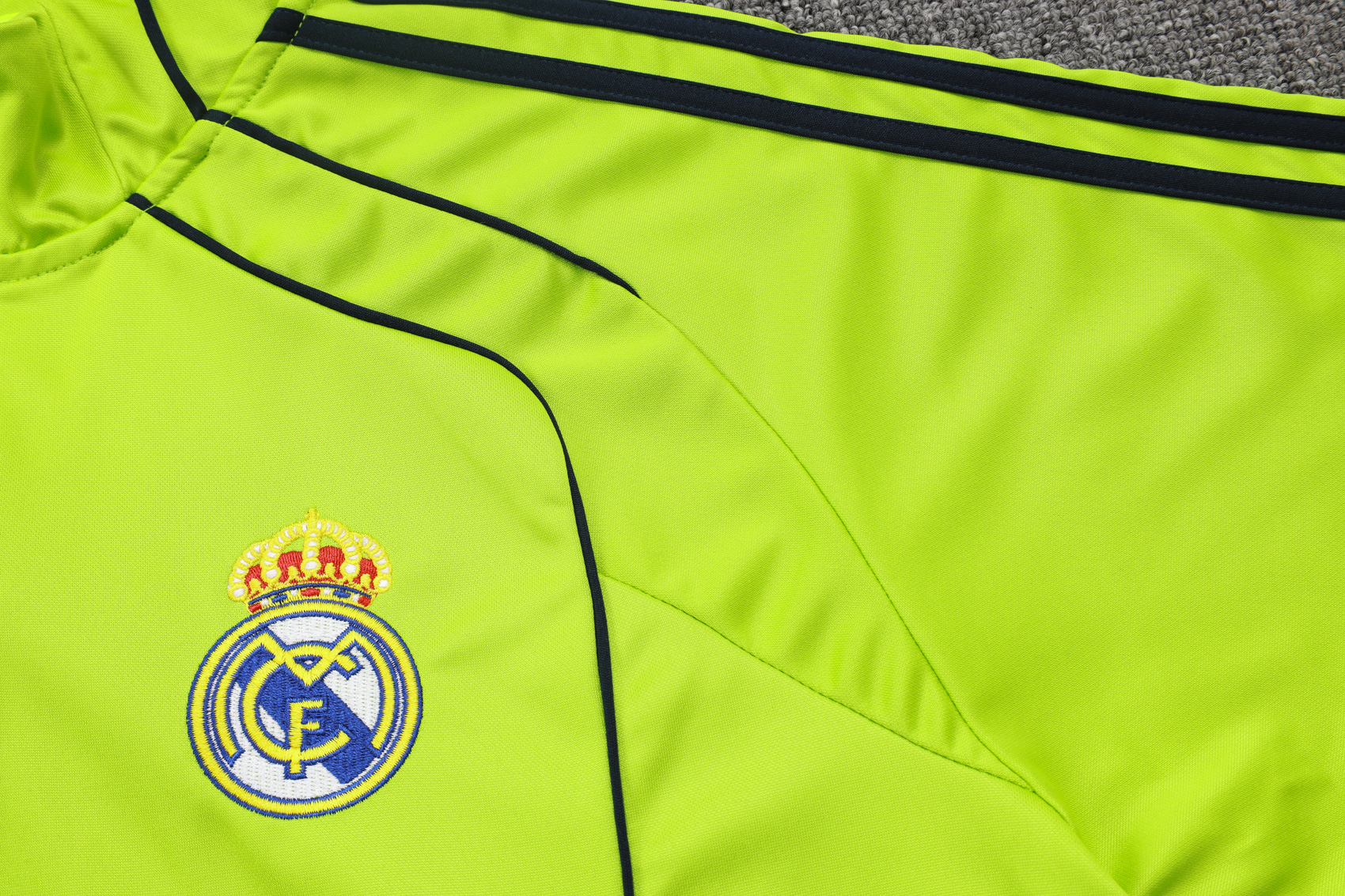 Real Madrid Training Kit (Sweatshirt+Pants) Green 2025/26