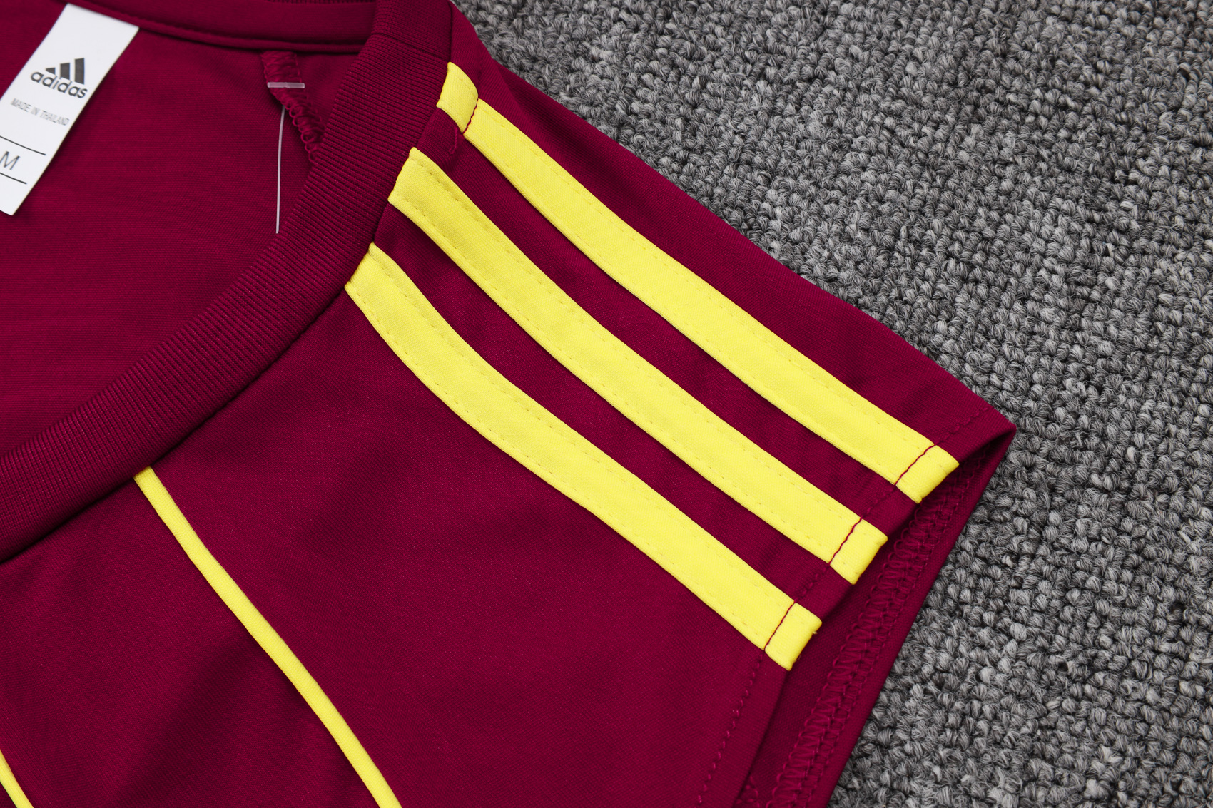 Arsenal Sleeveless Training Kit Red 2025/26