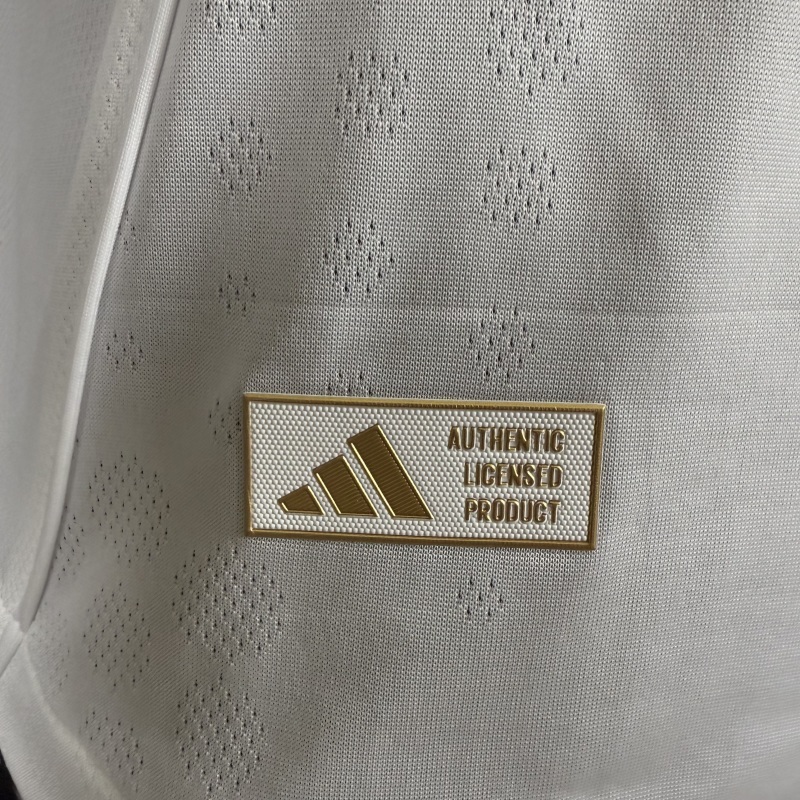 Leeds United Authentic Football Jersey Home Shirt 2025/26