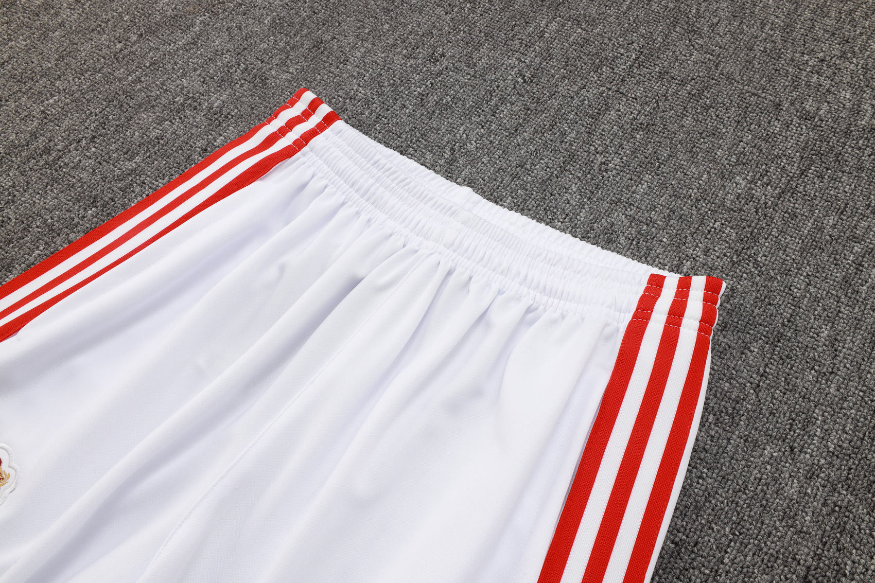 Bayern Munich Training Kit (Jacket+Pants) White 2025/26 - 125th Anniversary