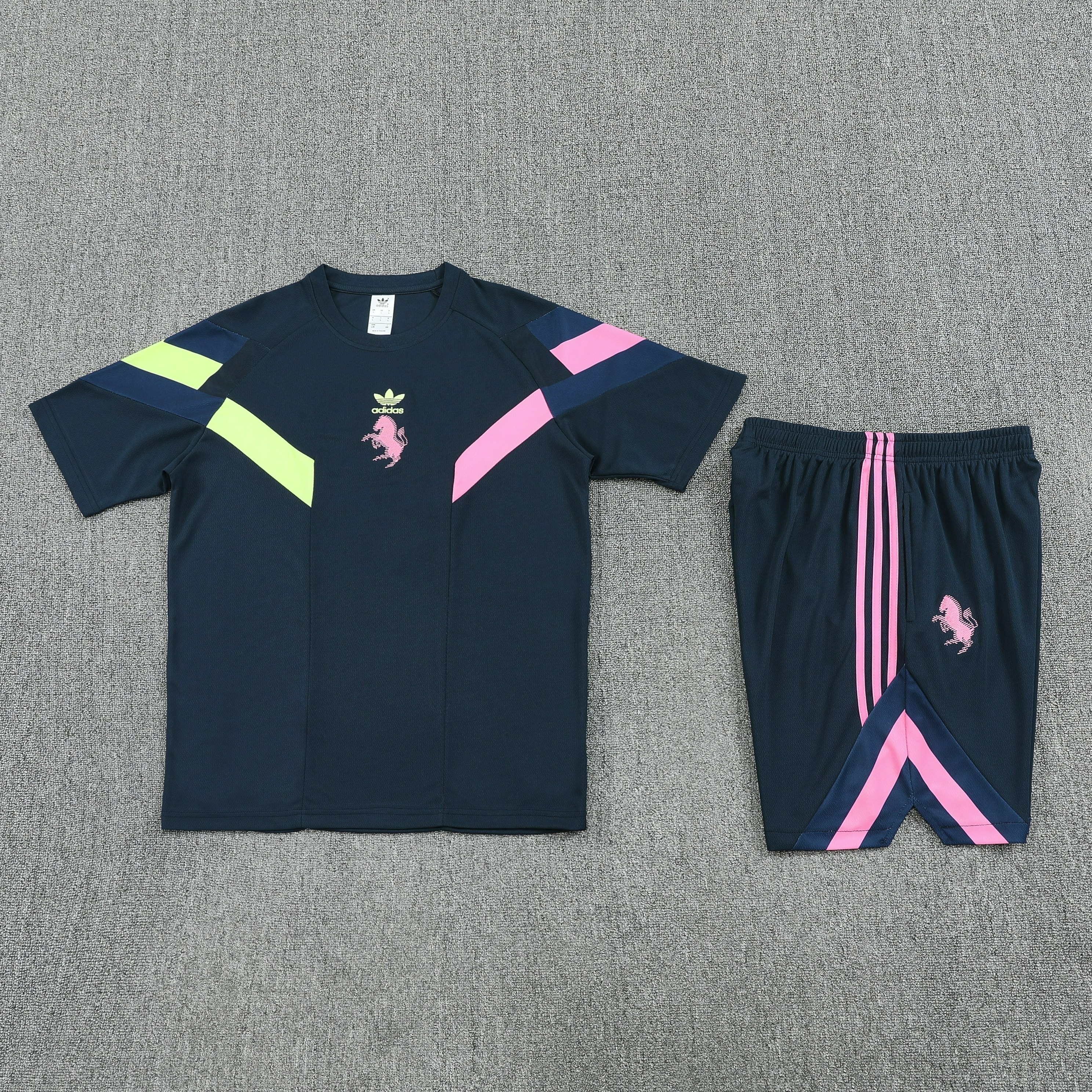 Juventus Training Jersey Kit 2025/26