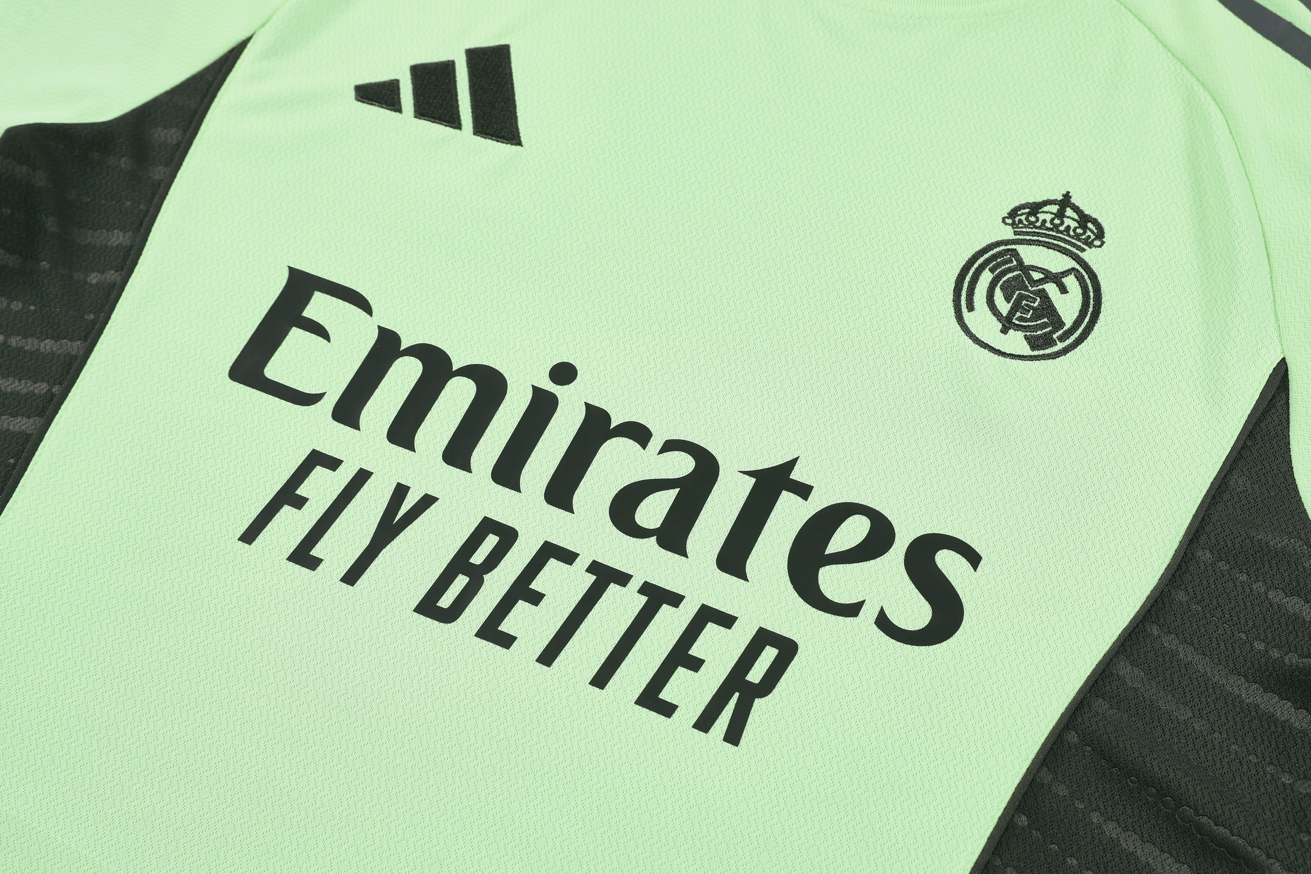Real Madrid Training Jersey Kit Green 2025/26