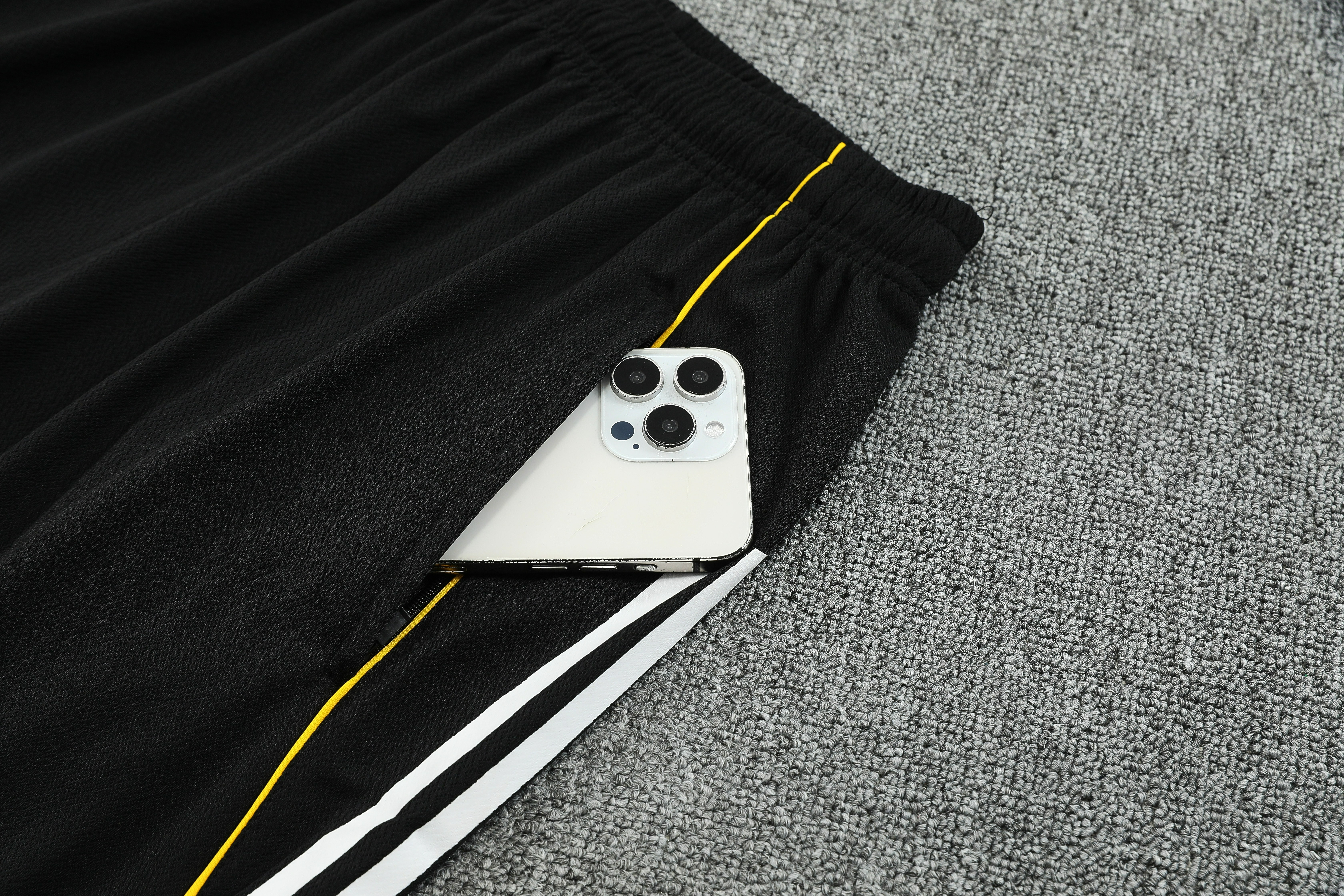 Real Madrid Training Jersey Kit Black 2025/26