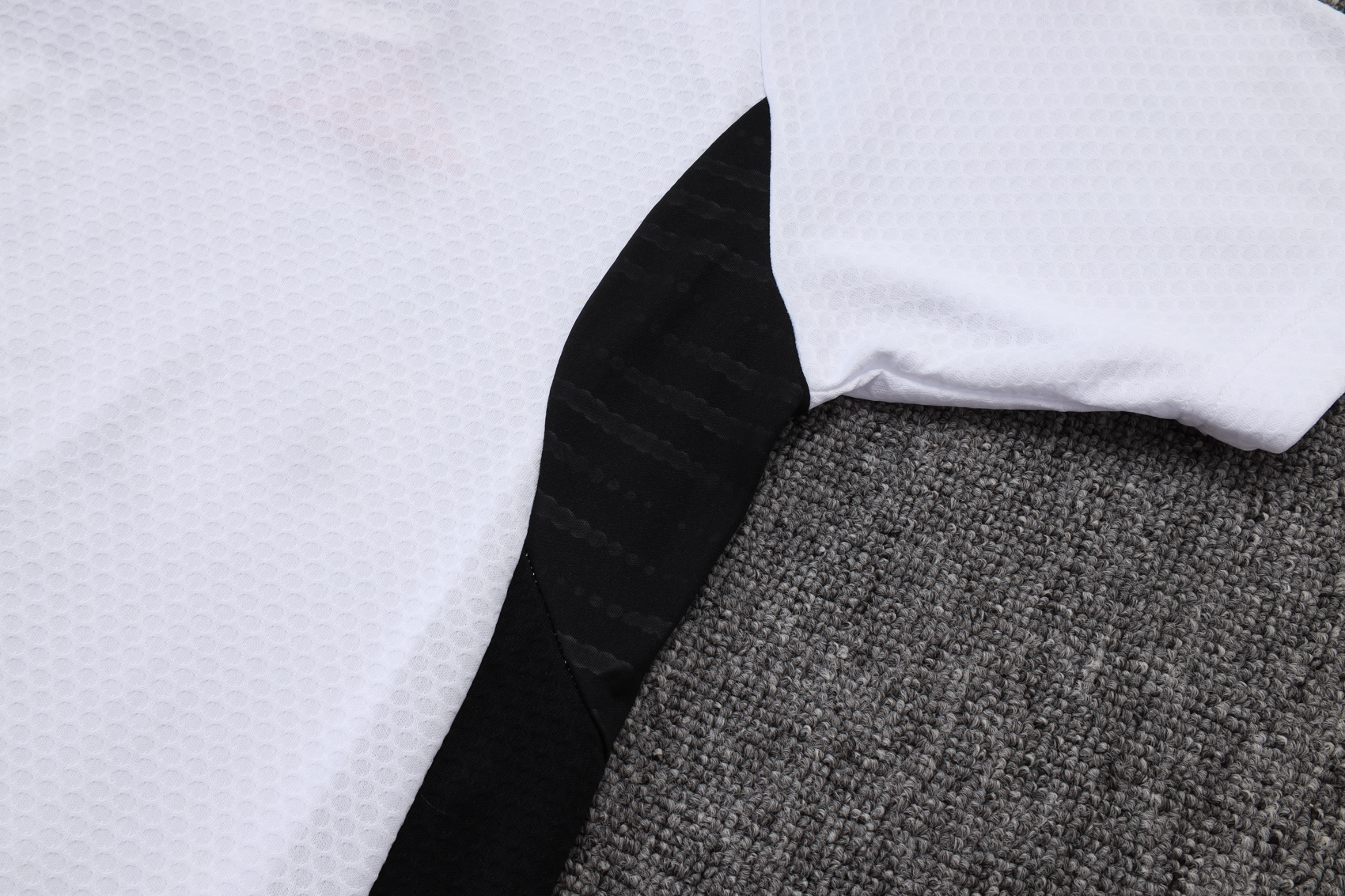 Liverpool Training Kit (Polo+Pants) White 2025/26