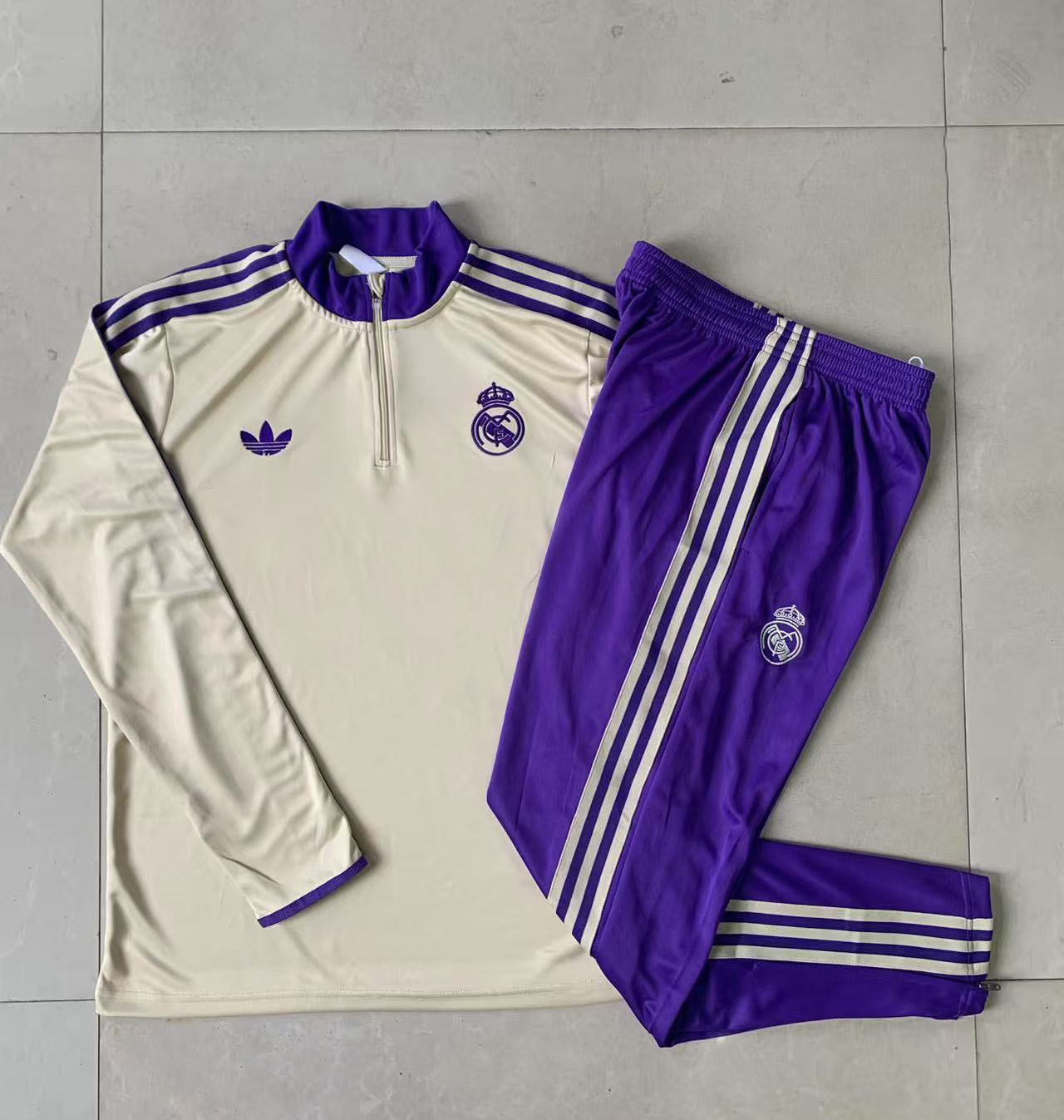 Kids Real Madrid Training Kit (Sweatshirt+Pants) Apricot 2025/26