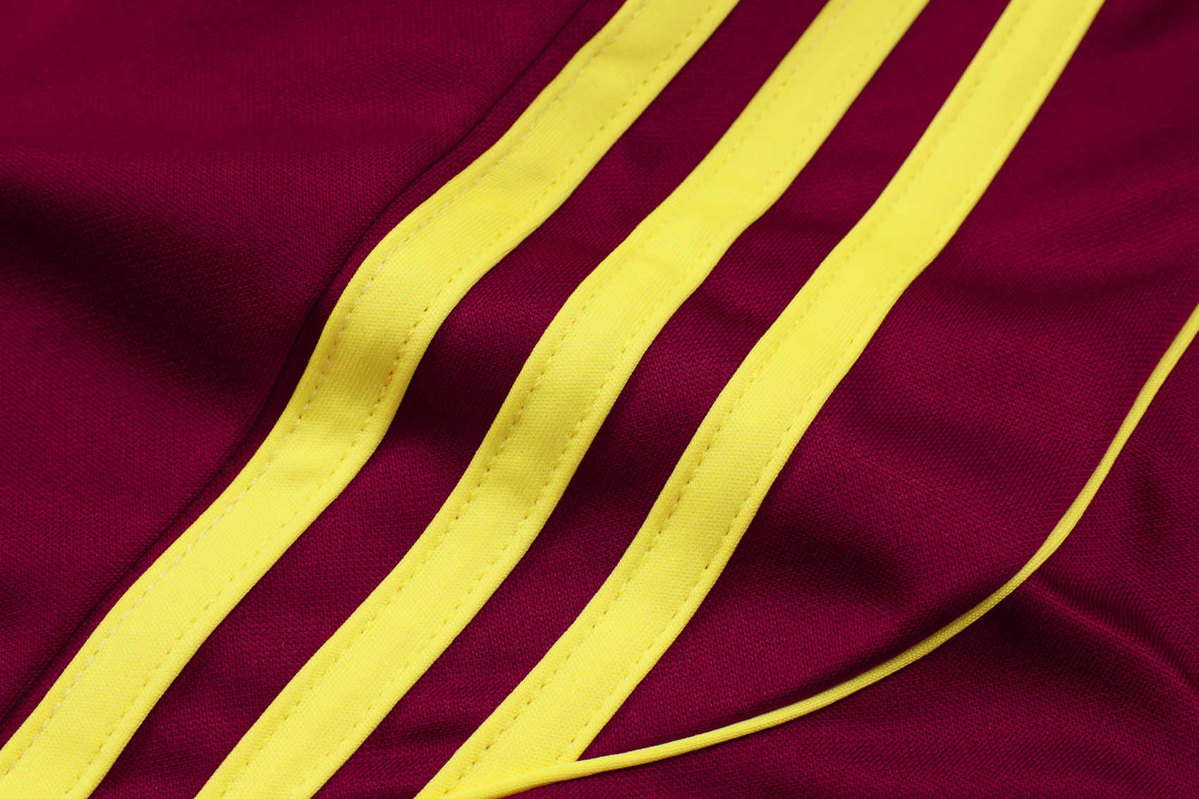 Arsenal Sleeveless Training Kit Red 2025/26