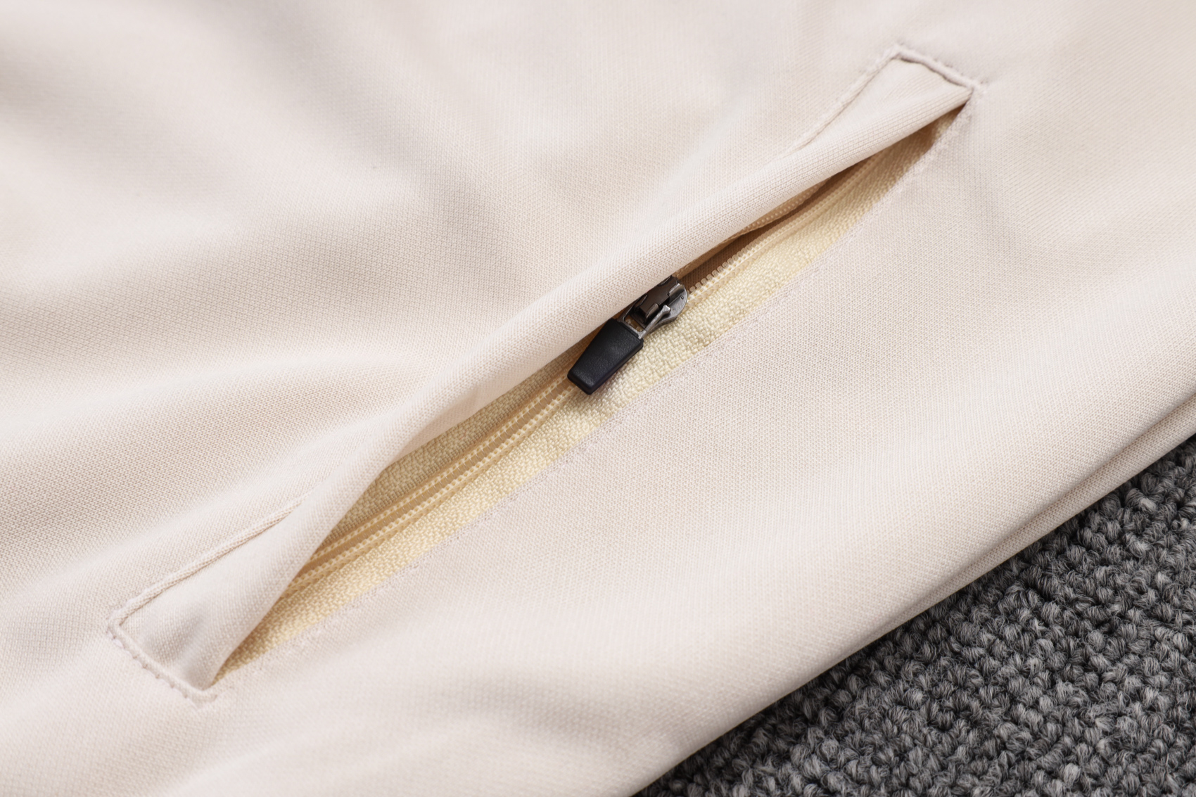 Barcelona Training Kit (Jacket+Pants) Beige 2025/26