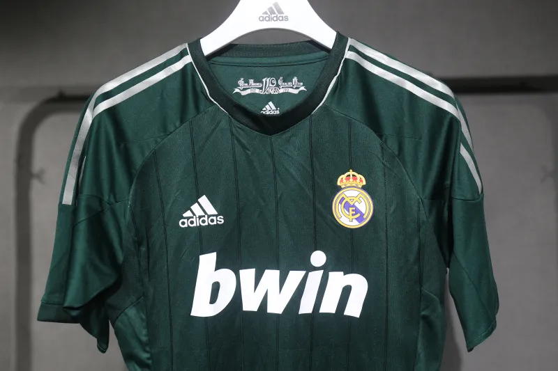 Real Madrid Authentic Retro Jersey Third Away Soccer Shirt 2012/13
