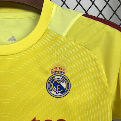 Real Madrid Soccer Jersey Yellow Goalkeeper Kids Kit Jersey+Shorts 2025/26