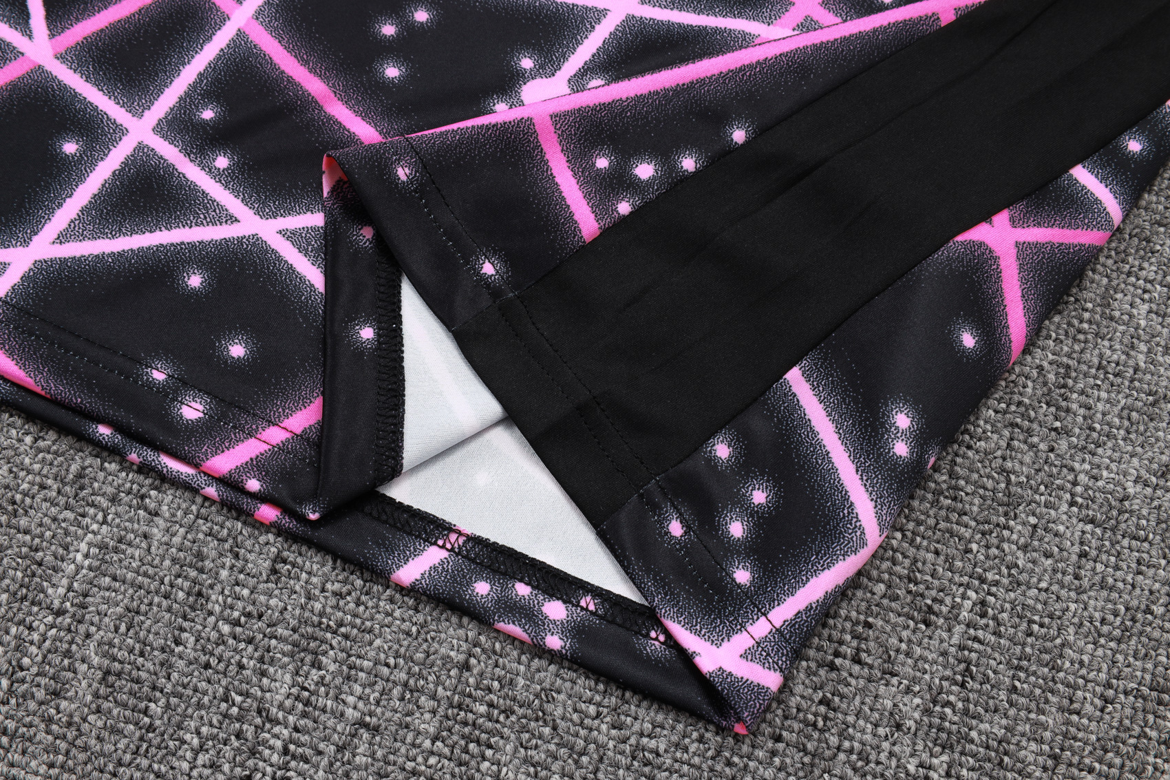 PSG Sleeveless Training Kit Black 2025/26