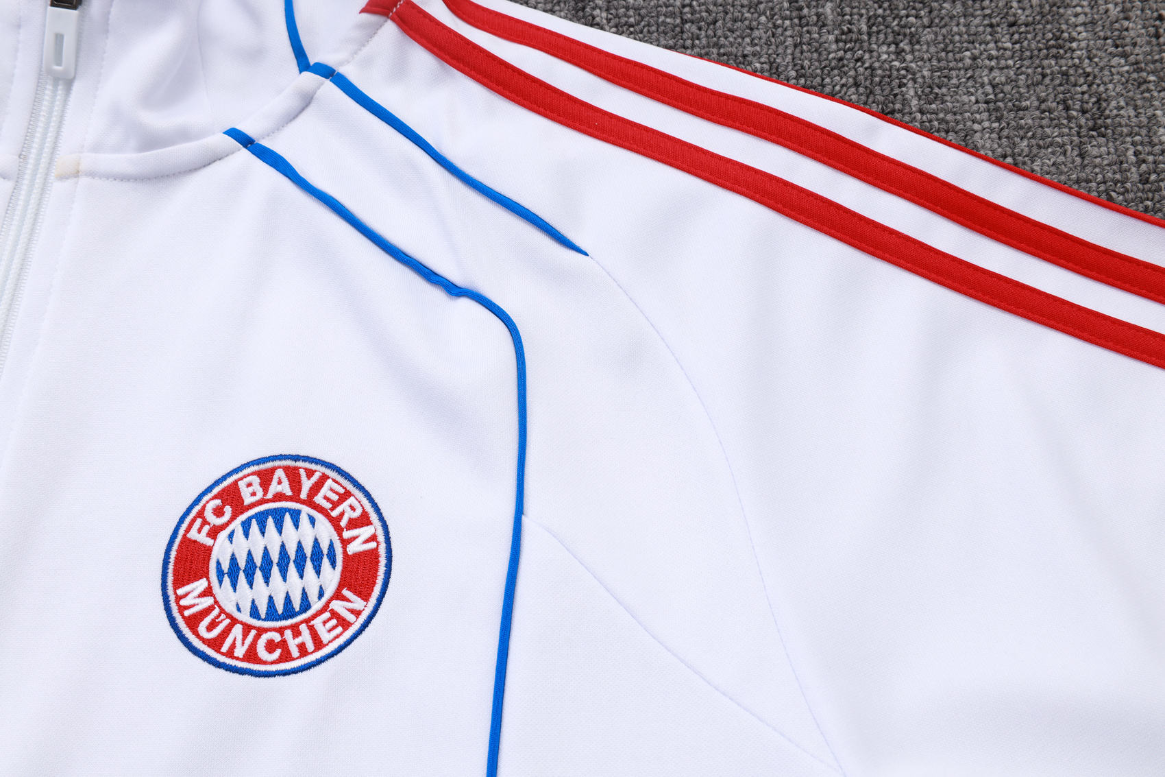 Bayern Munich Training Kit (Jacket+Pants) White 2025/26