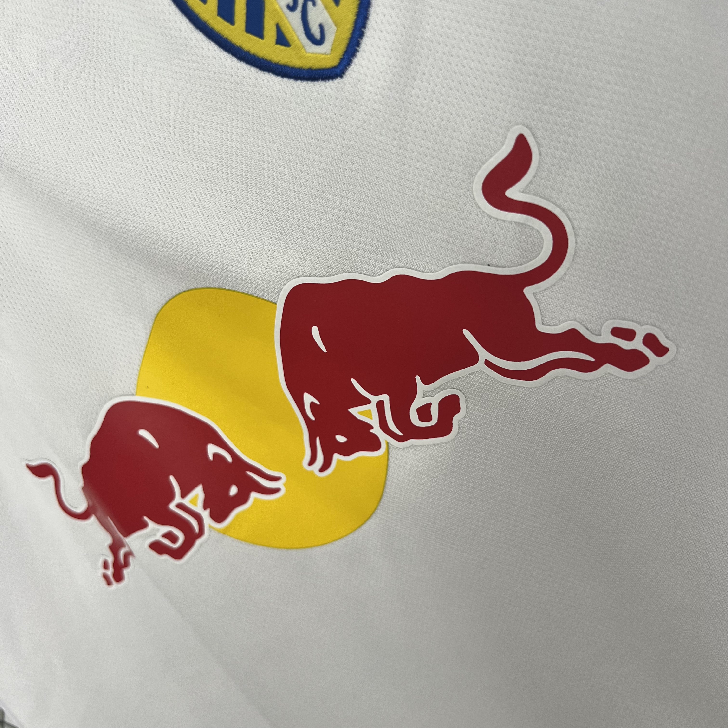 Leeds United Football Jersey Home Custom Shirt 2025/26