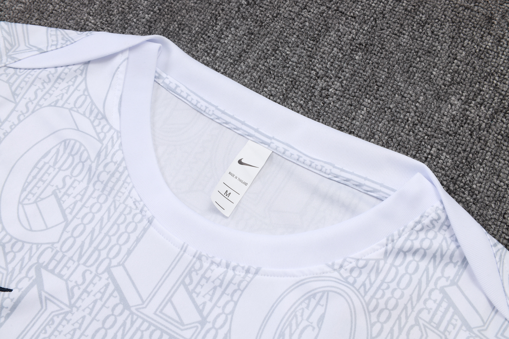 Chelsea Sleeveless Training Kit White 2025/26