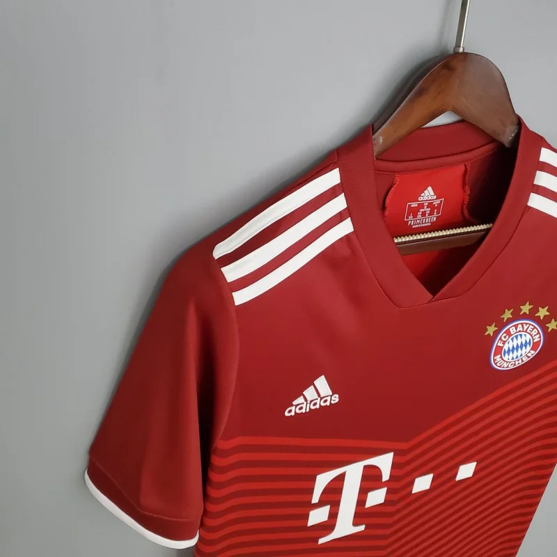 Bayern Munich Retro Jersey Home Soccer Shirt 2021/22