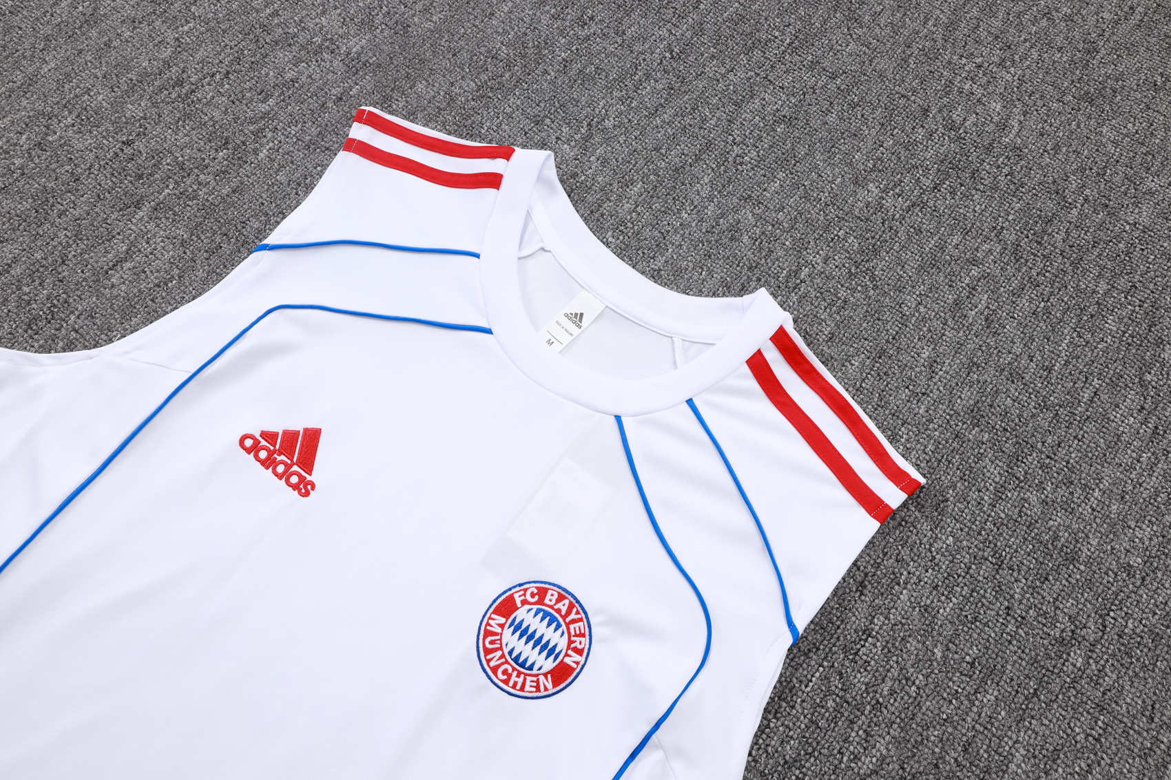 Bayern Munich Sleeveless Training Kit White 2025/26