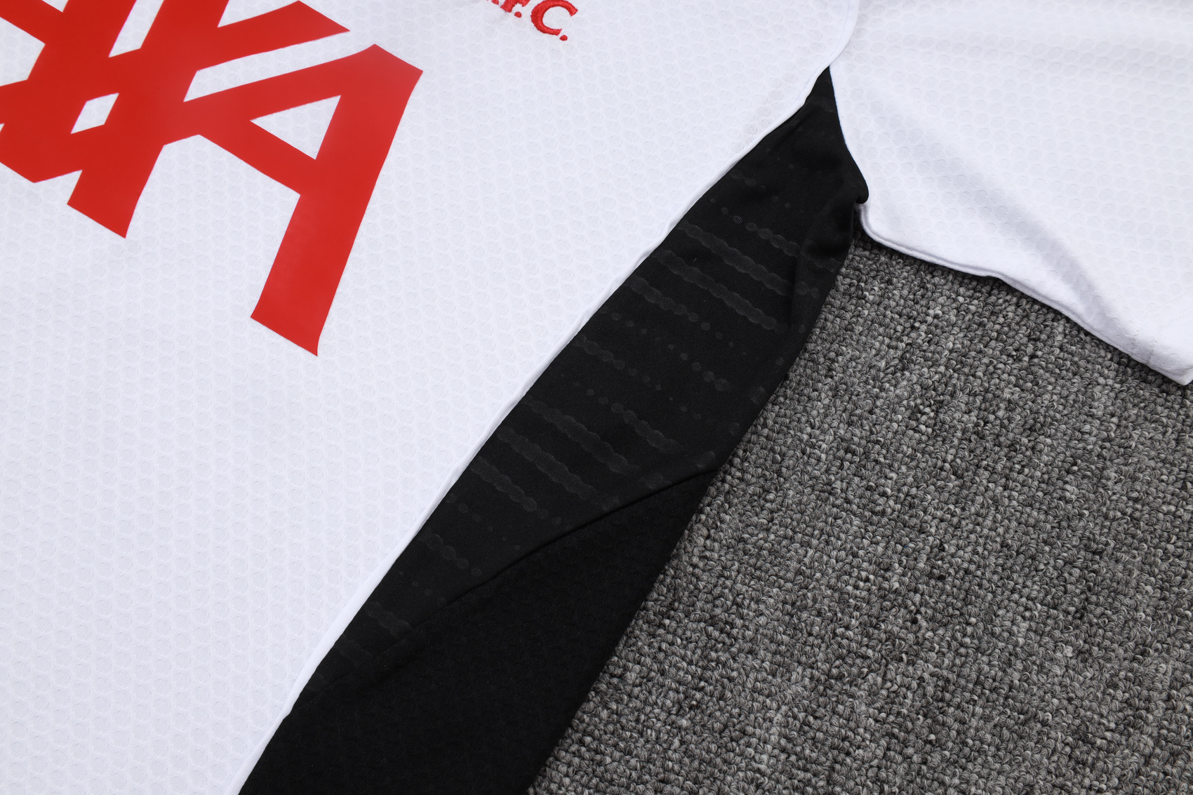 Liverpool Training Jersey Kit White 2025/26