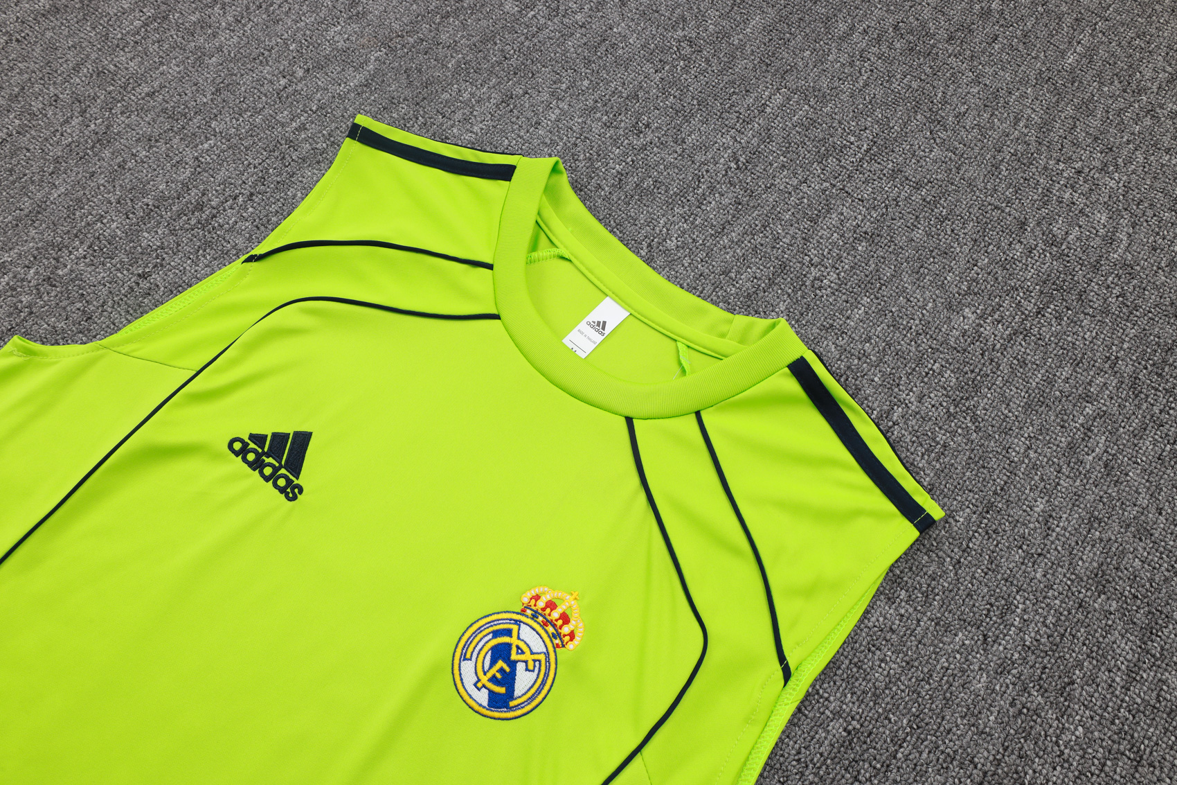 Real Madrid Sleeveless Training Kit Green 2025/26