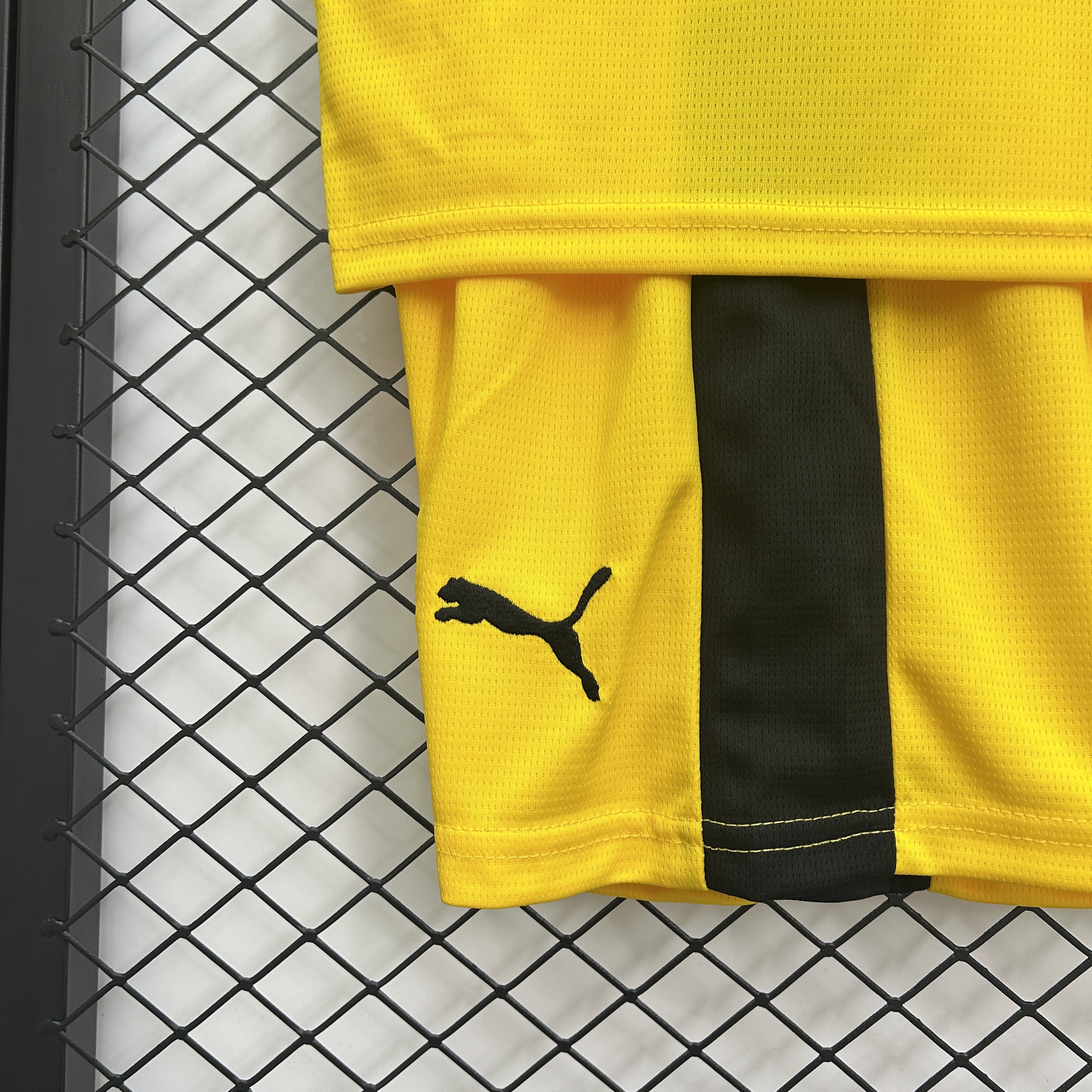 Borussia Dortmund Home Kids Kit Jersey+Shorts 2025/26