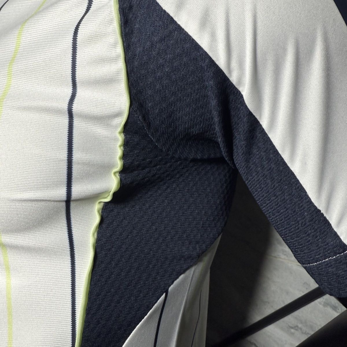 Real Madrid Authentic Soccer Jersey US Pack Shirt 2025/26