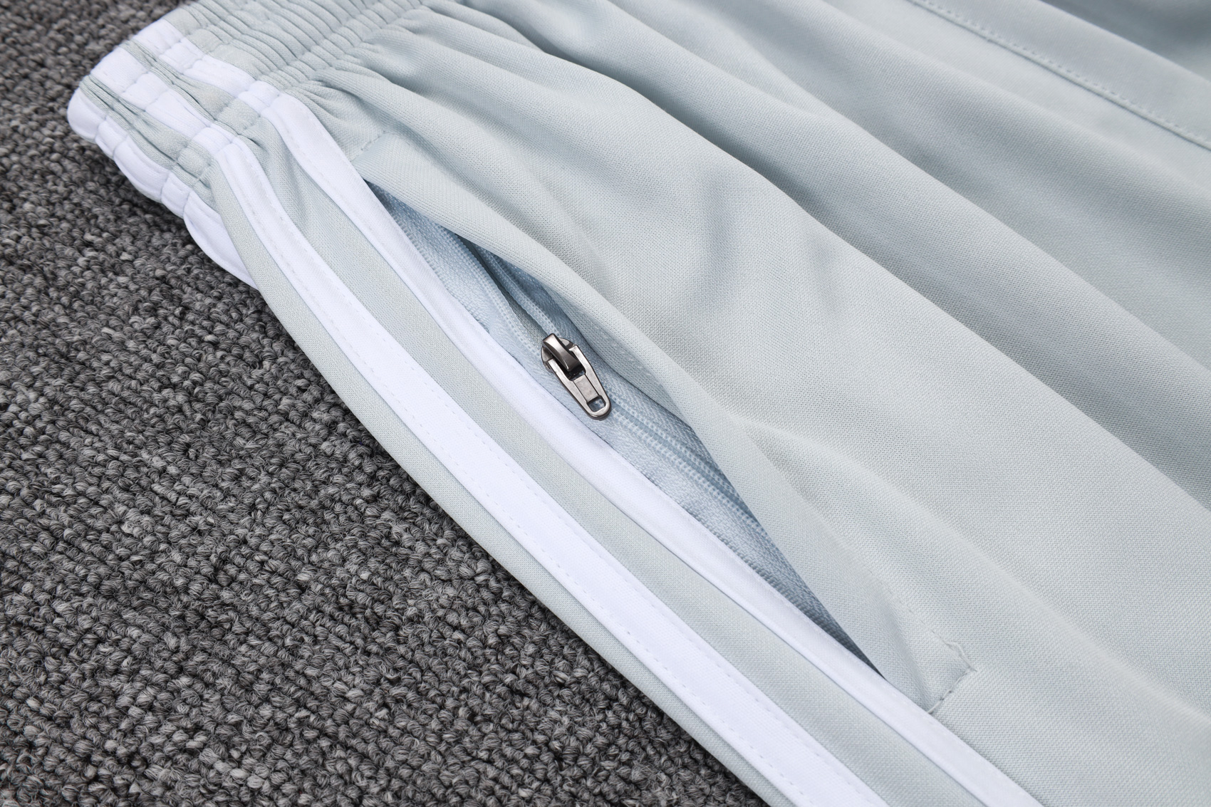 Bayern Munich Training Kit (Sweatshirt+Pants) Light Grey 2025/26