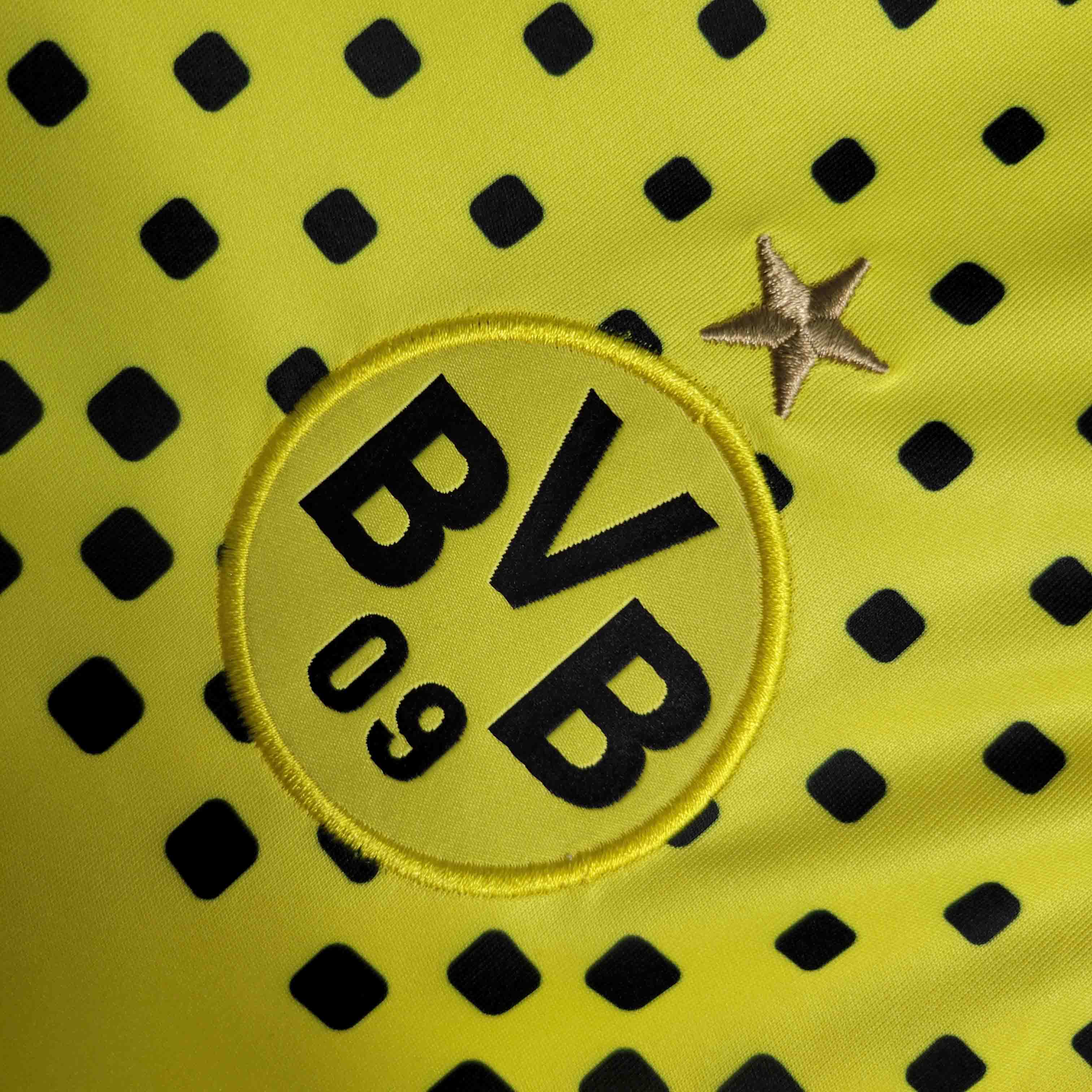 Borussia Dortmund Retro Jersey Home Soccer Shirt 2011/12